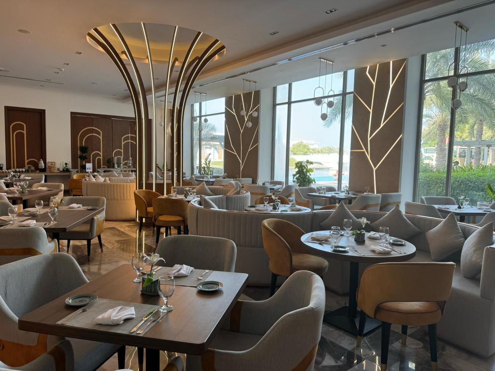 Dragon Beach Hotel