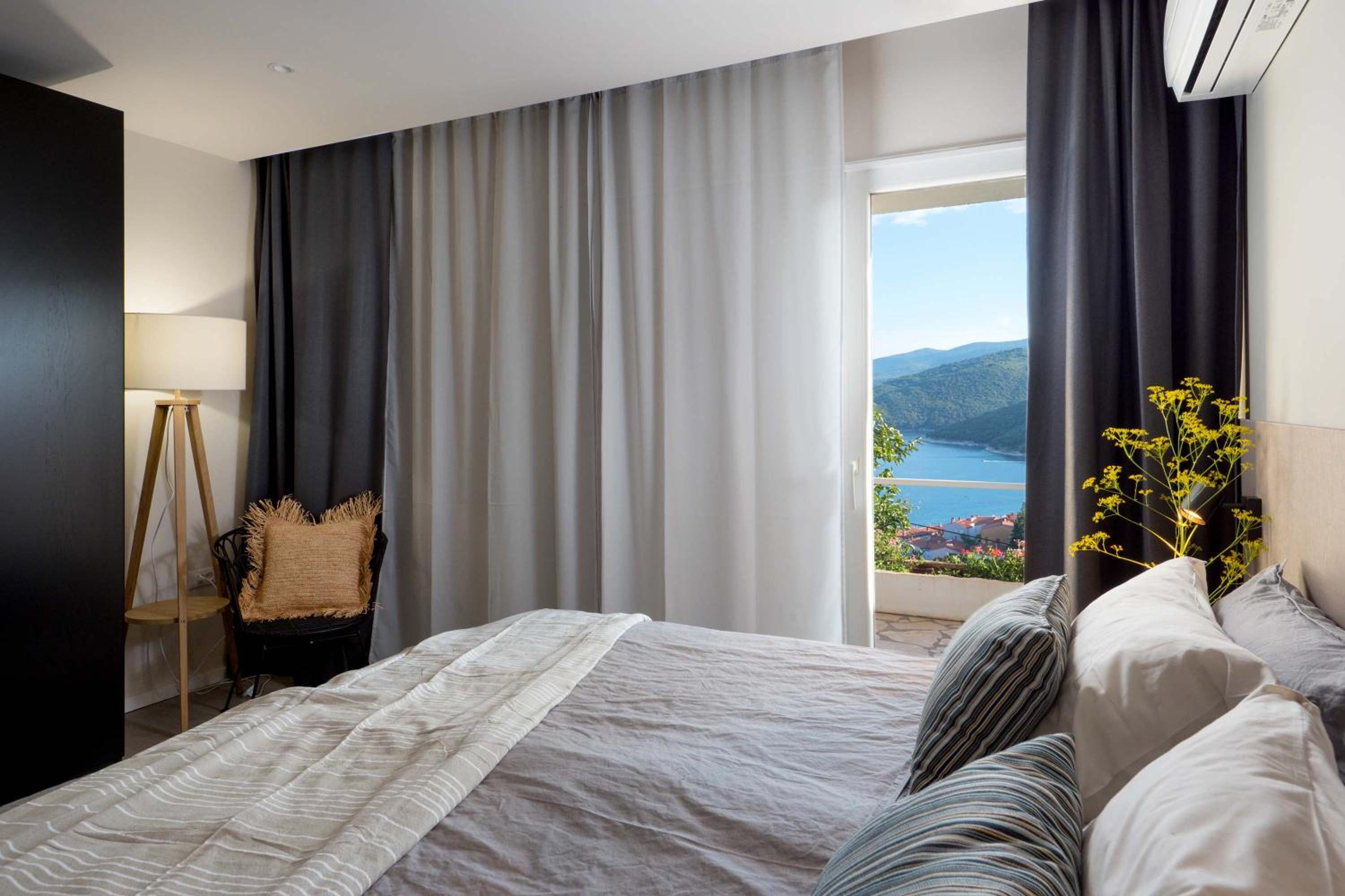 Design apartment Lillian with a beautiful sea view photo 2
