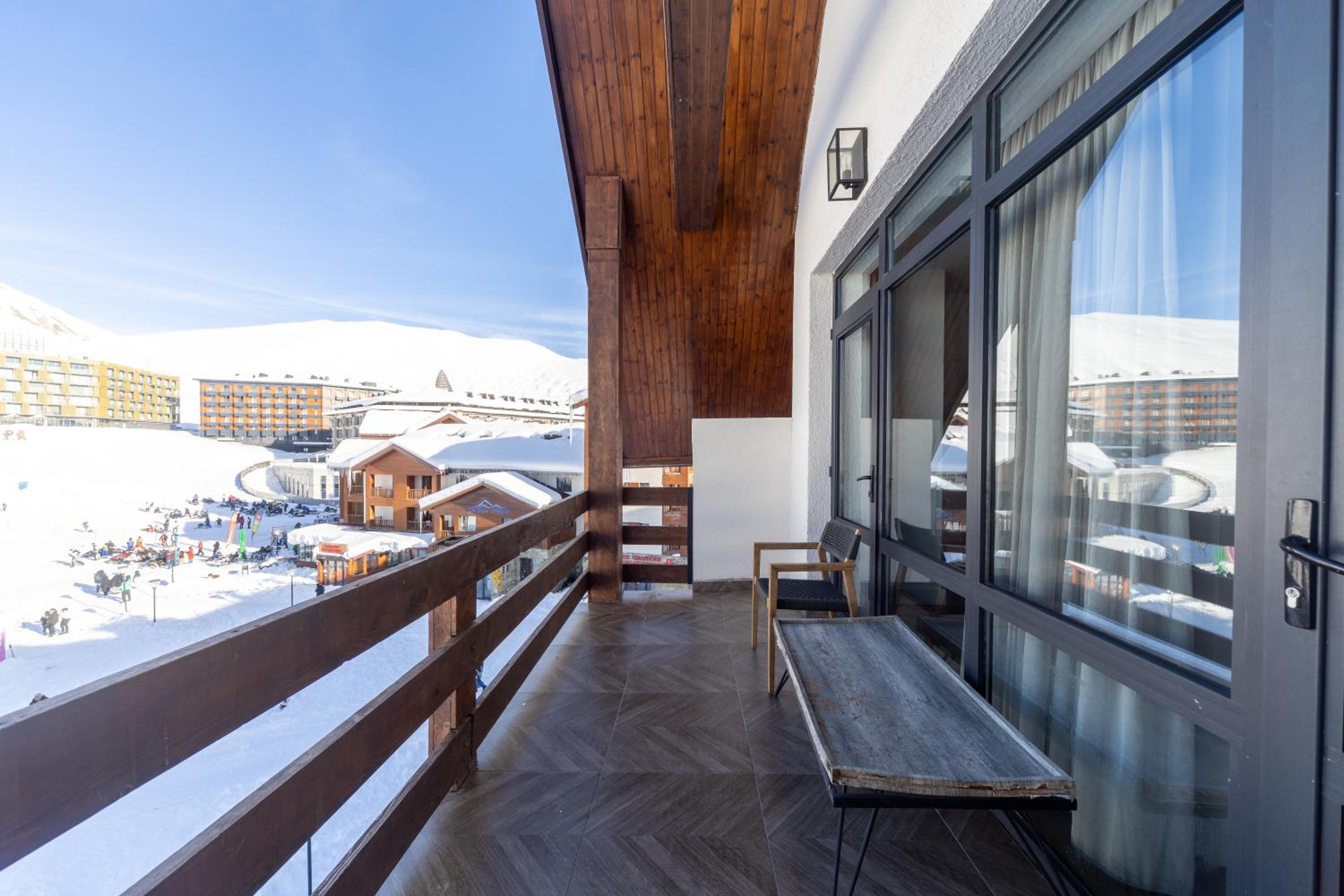PENTHOUSE BY GONDOLA 50 Meters, New Gudauri Suites view 5