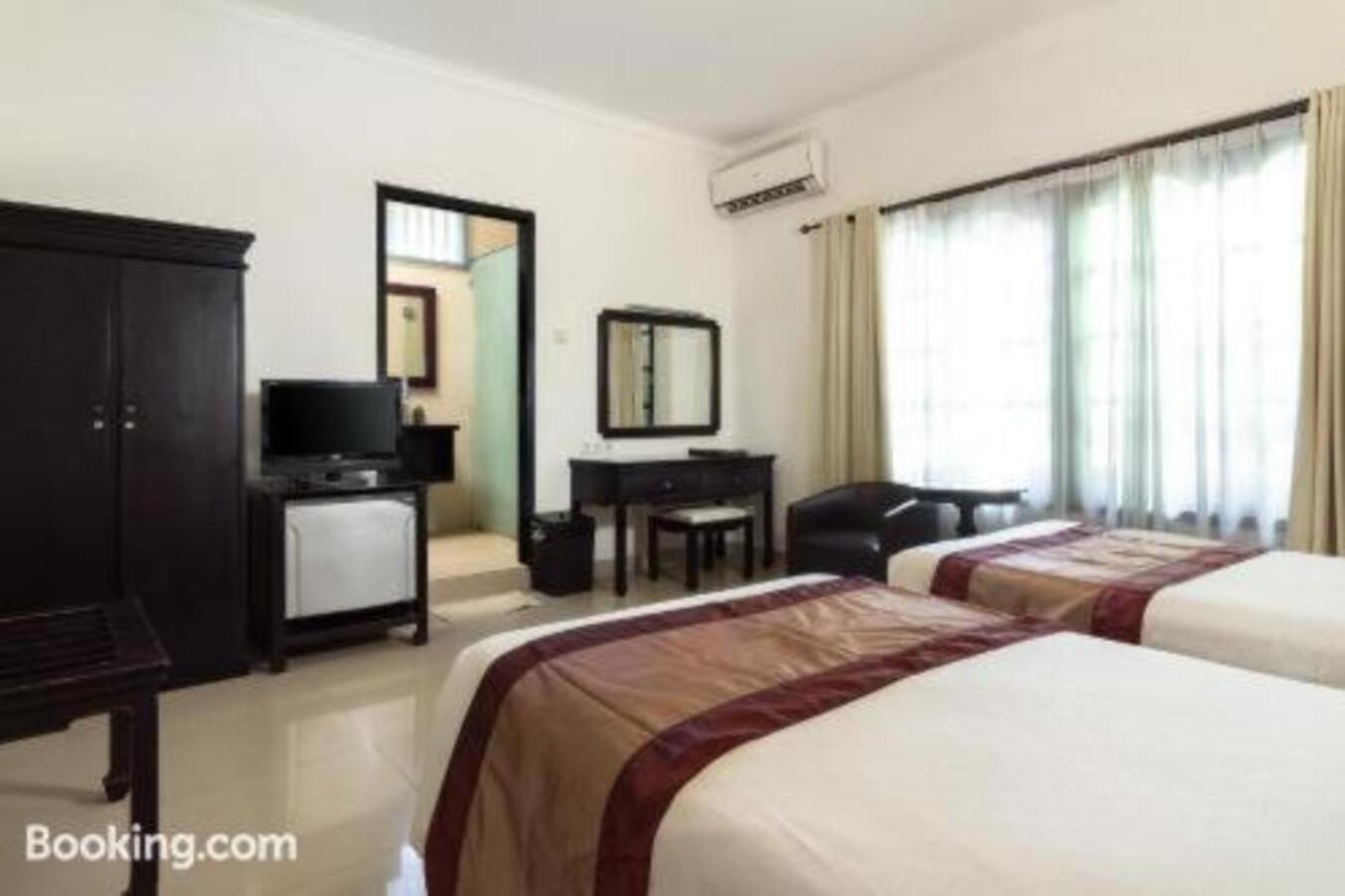 Sarinande Hotel