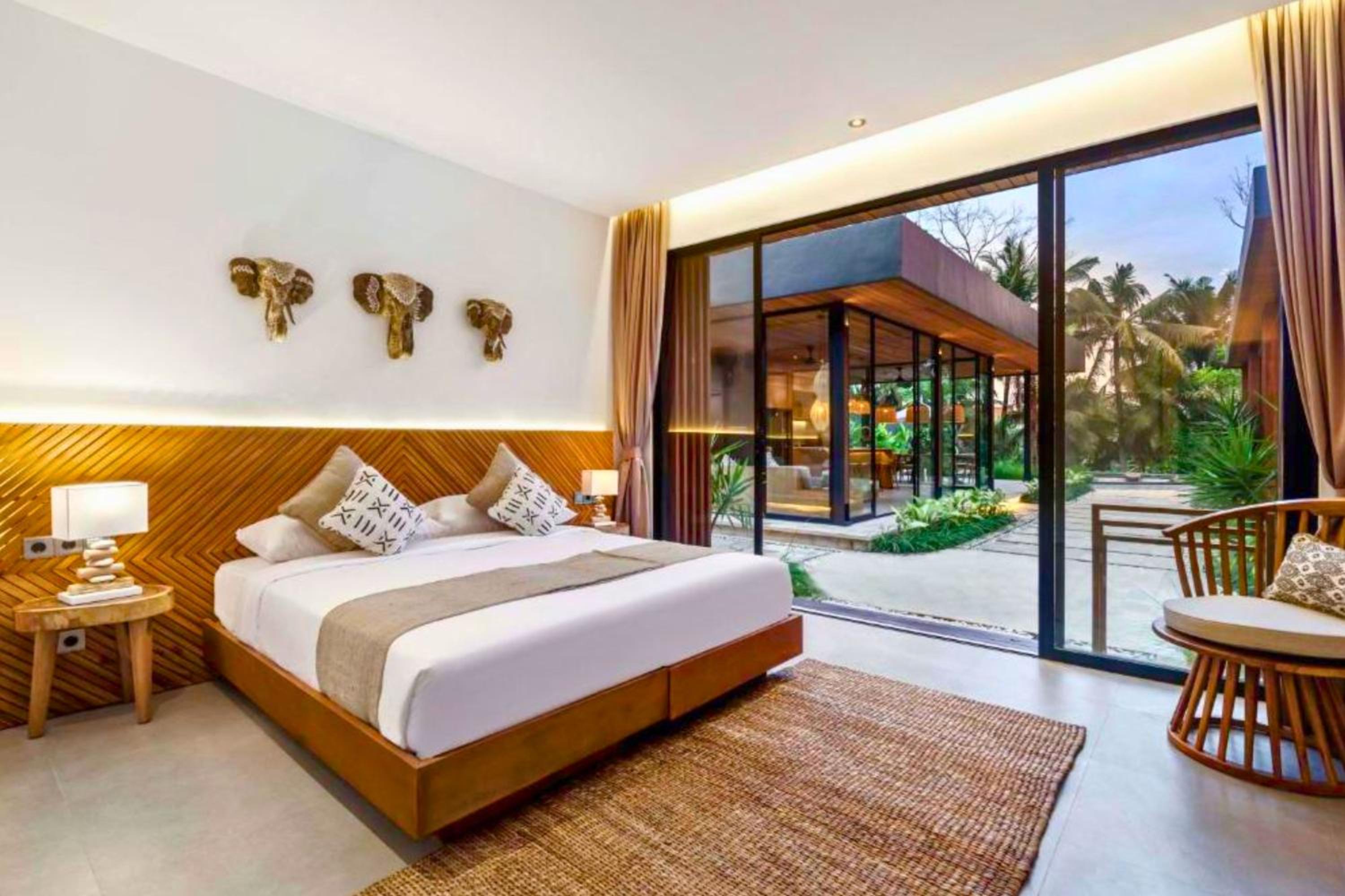 Lituhayu 5 BR Private Pool Villa ZN210 view 5