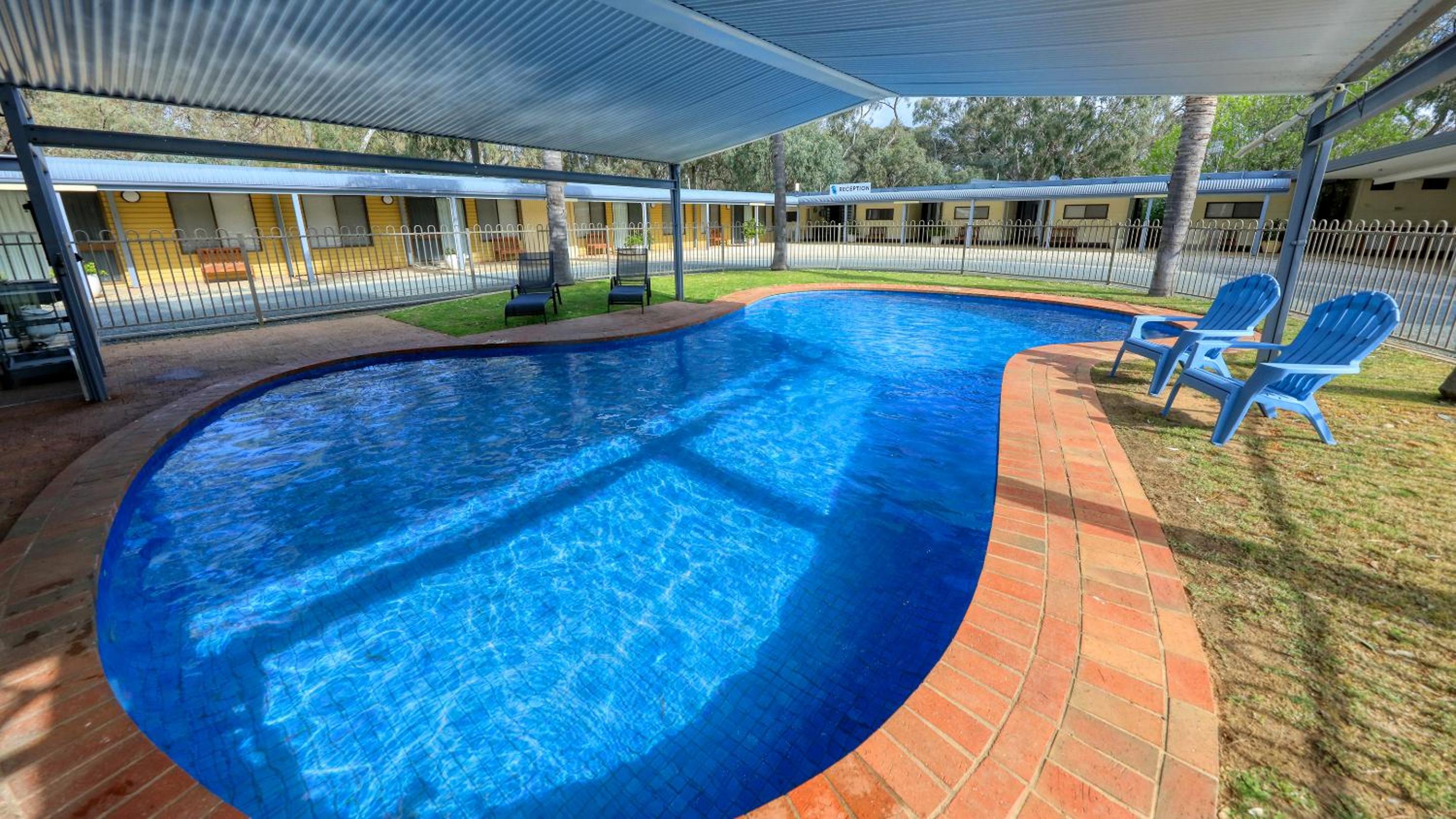 Deni Golf Resort