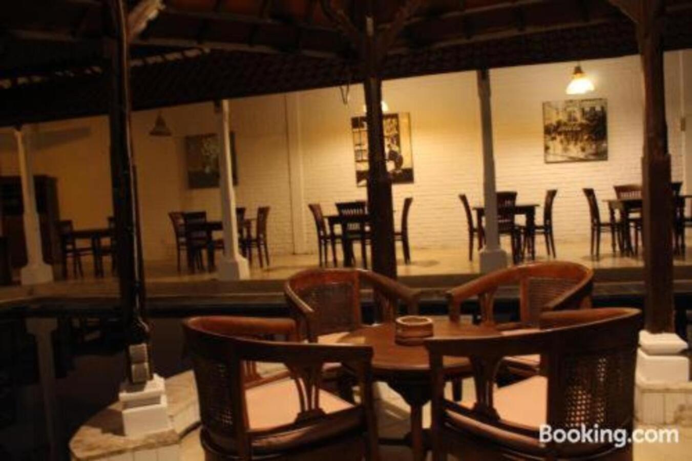 Sarinande Hotel