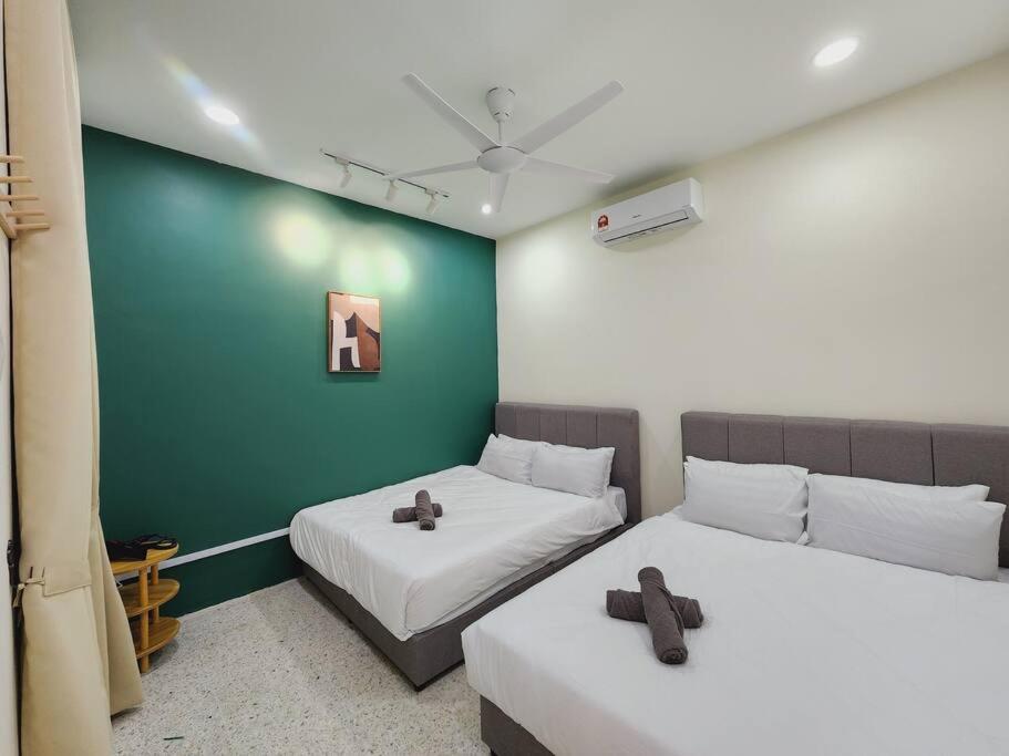 NEW! Petaling Jaya Corner Landed, 4 Bedroom, Kids Playground Slides, SS17,16 Pax,Seventeen Mall, Eastin, Phileo, SS2, Jaya One,UM photo 7