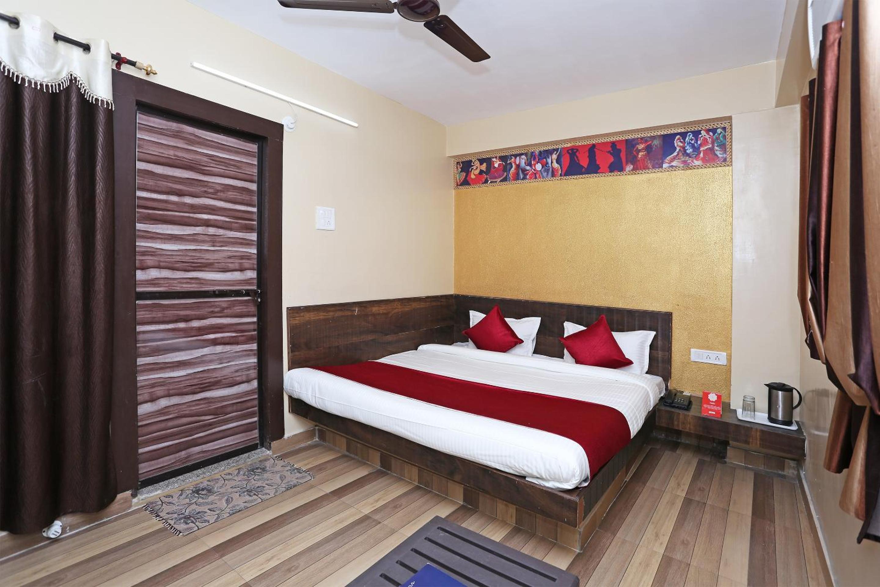 Hotel O Vaishnavi