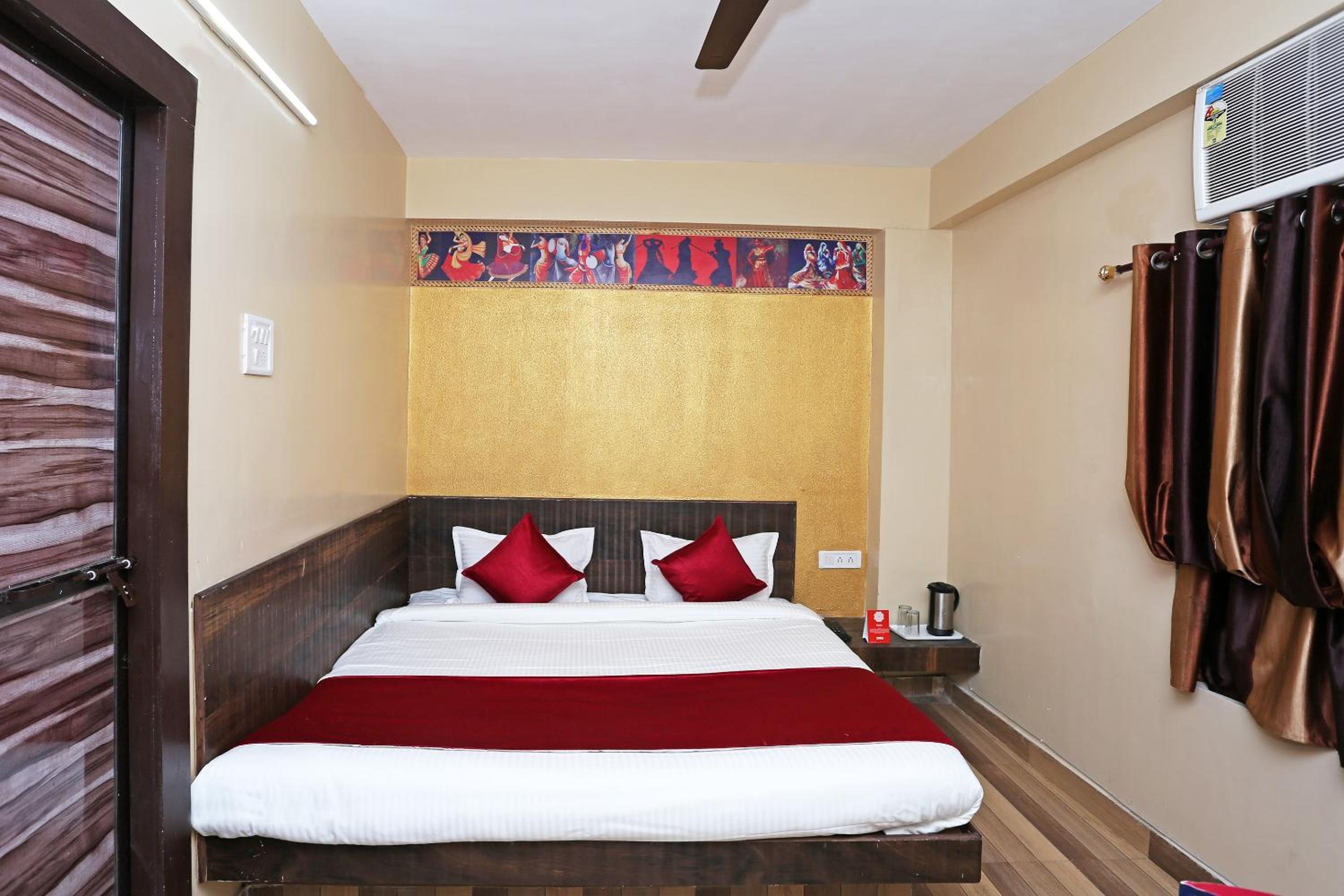 Hotel O Vaishnavi