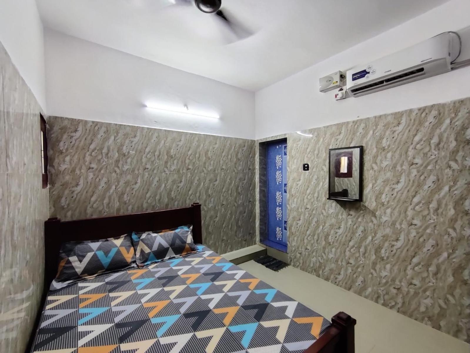 Siva Lodge
