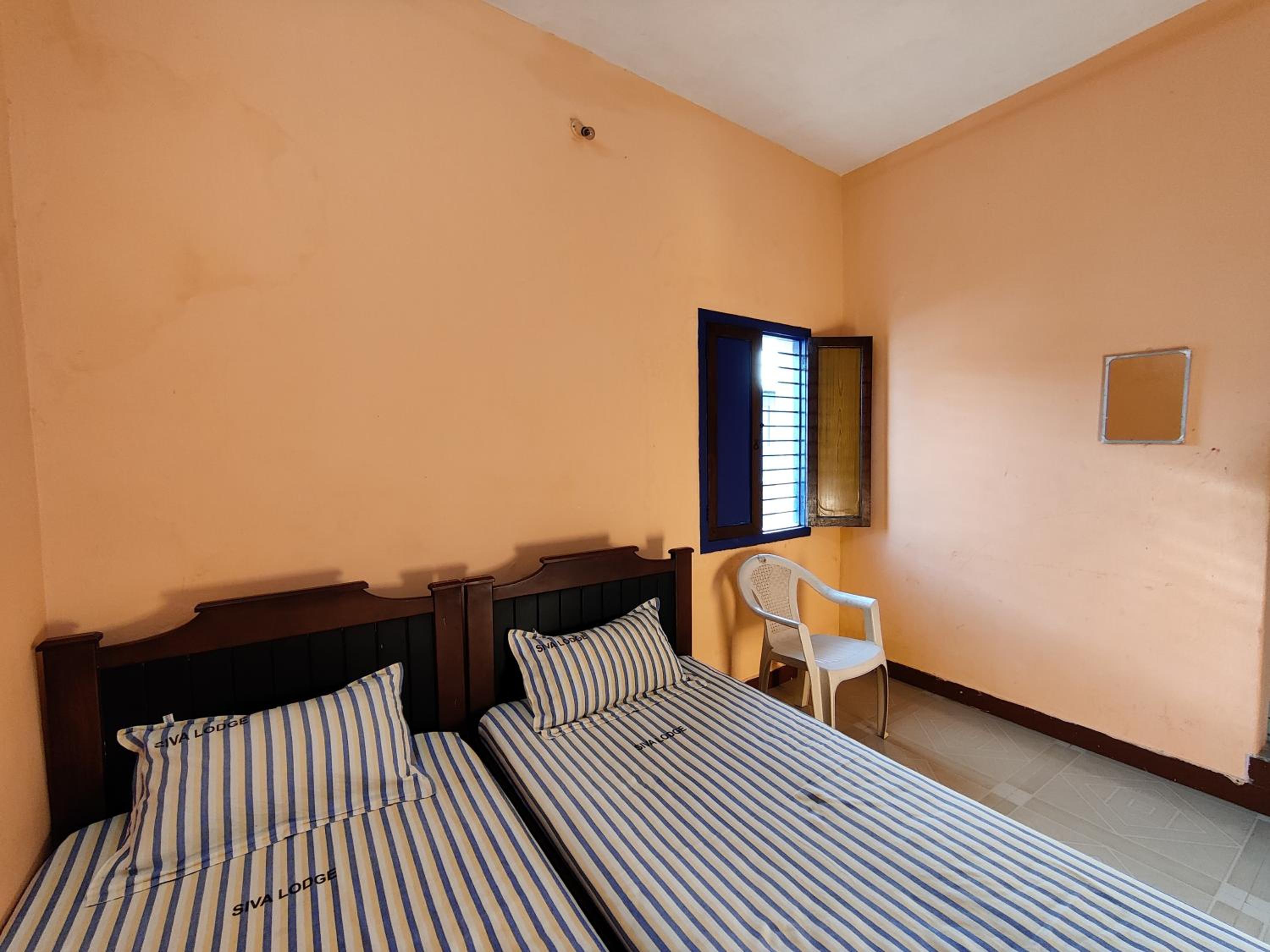 Siva Lodge