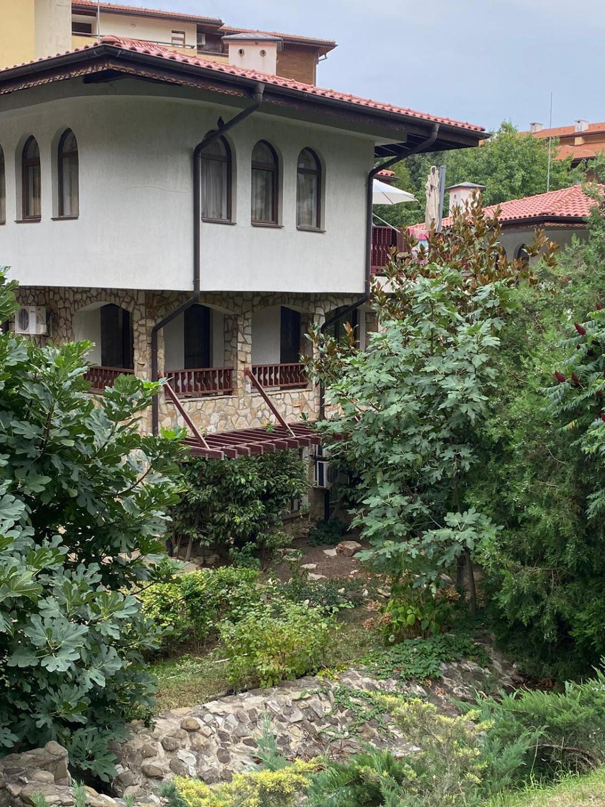 Etara 2 Apartment