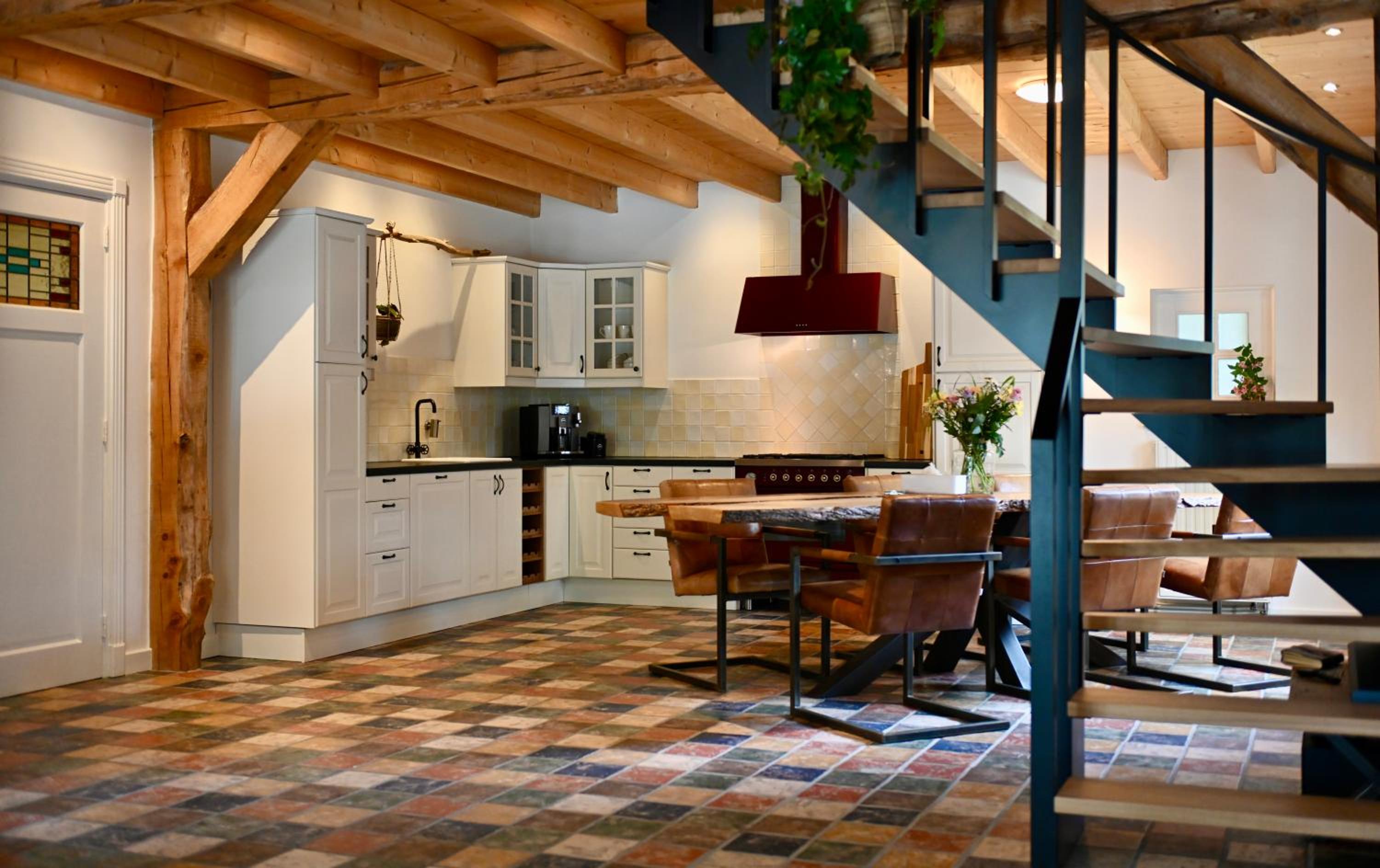 Warm, authentiek huis in landelijke omgeving view 5