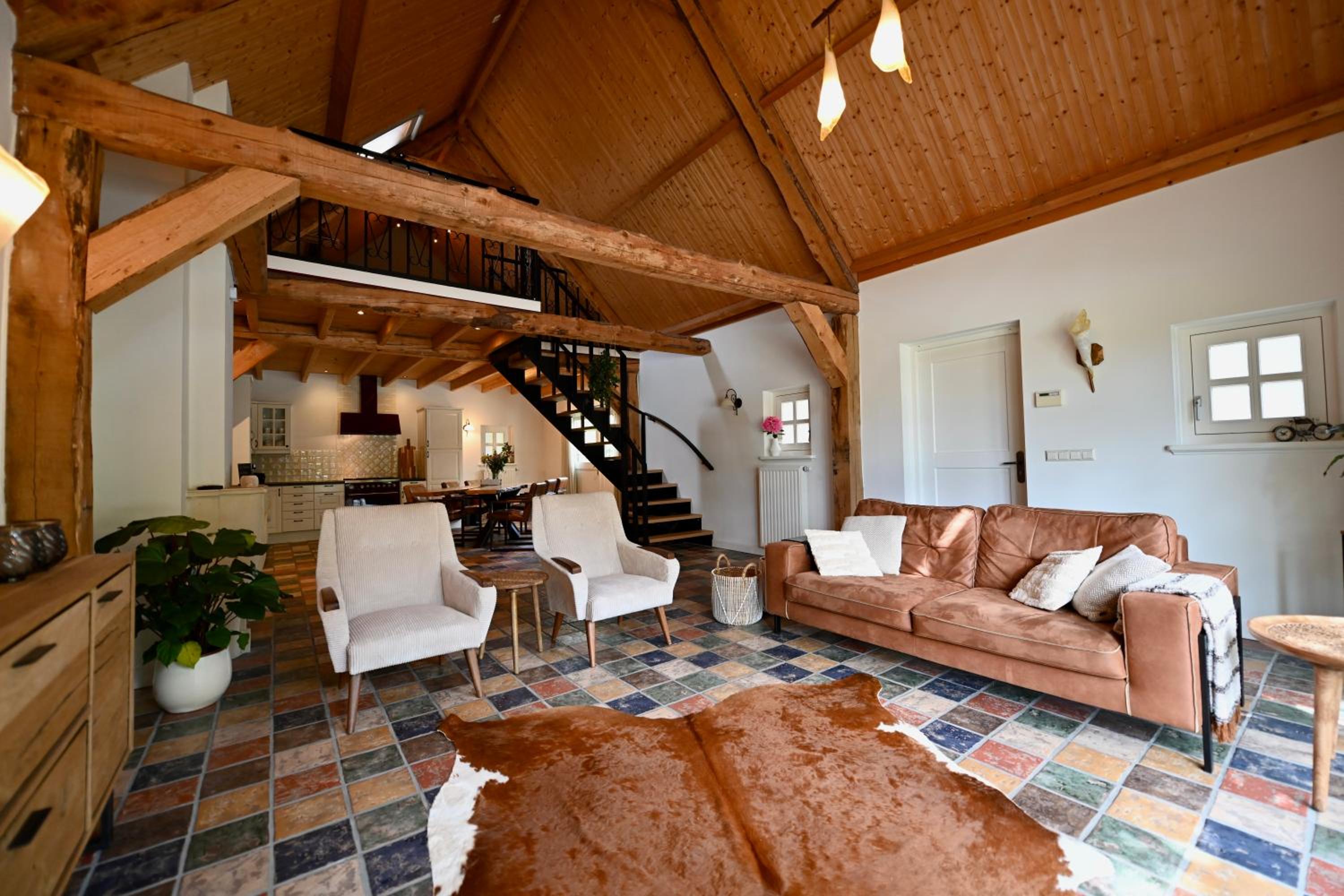 Warm, authentiek huis in landelijke omgeving view 4