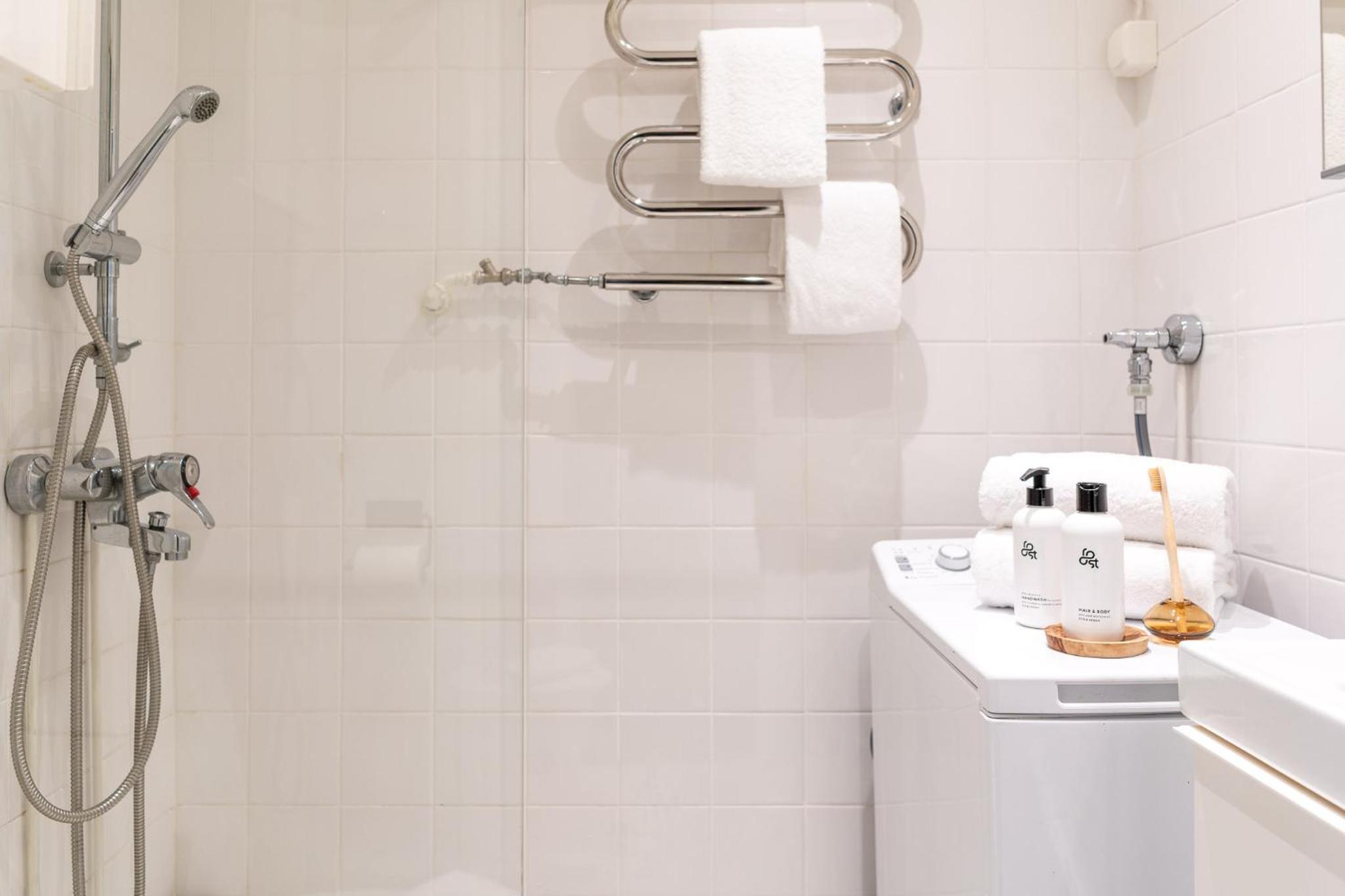Serene Studio Retreat in Töölö