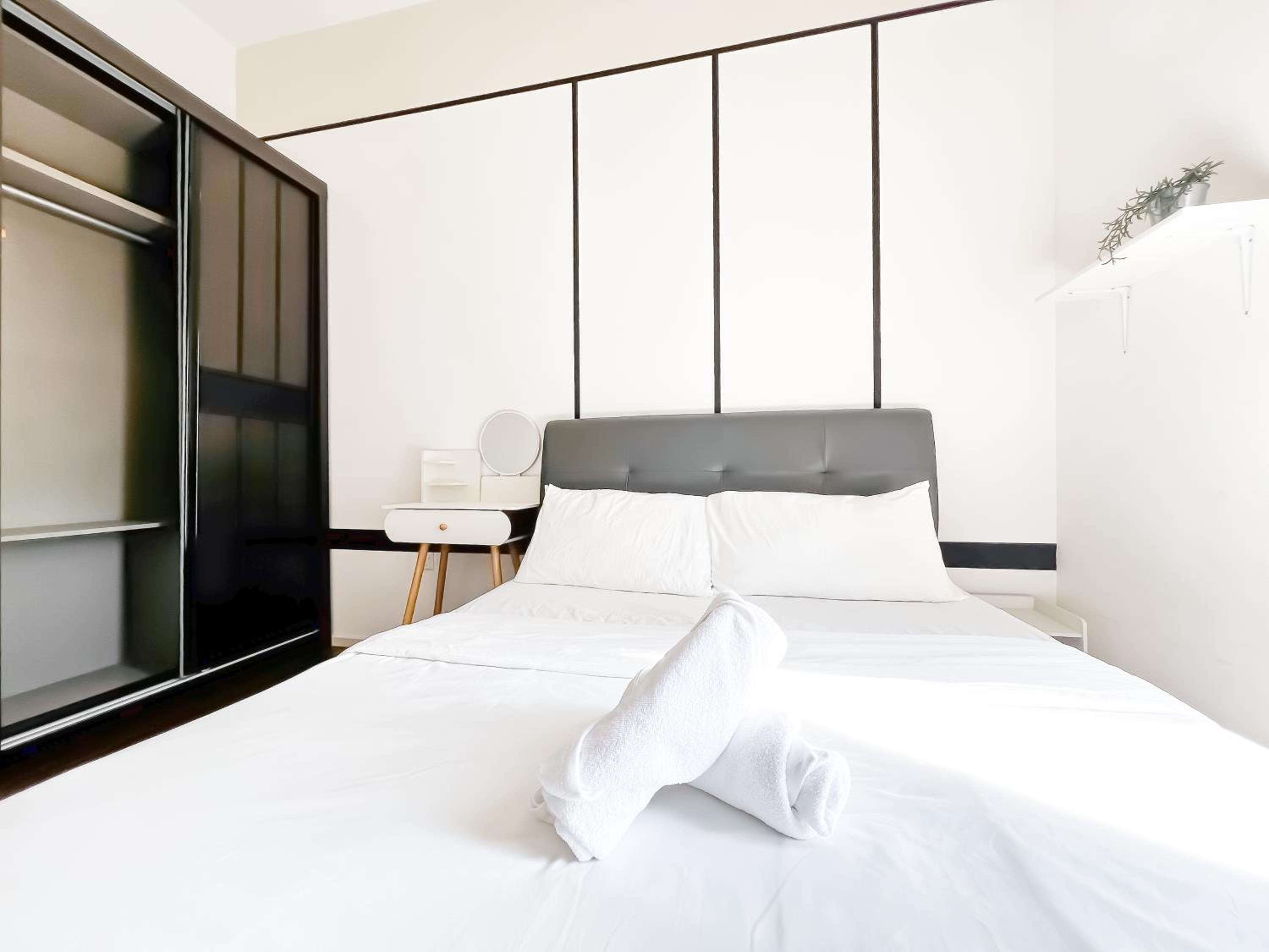Una Serviced Apartment by Manhattan Group
