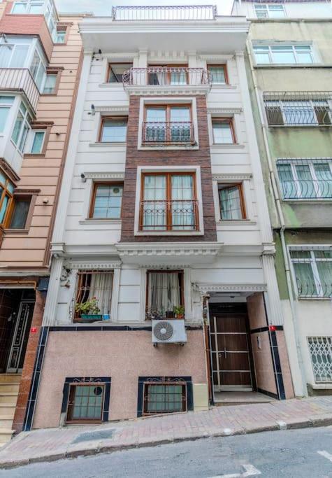 Fatih'te yeni 3 odalı Daire No 1