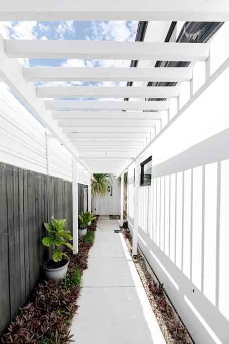 Sunny Luxury in Paradise Sunrise Beach Noosa