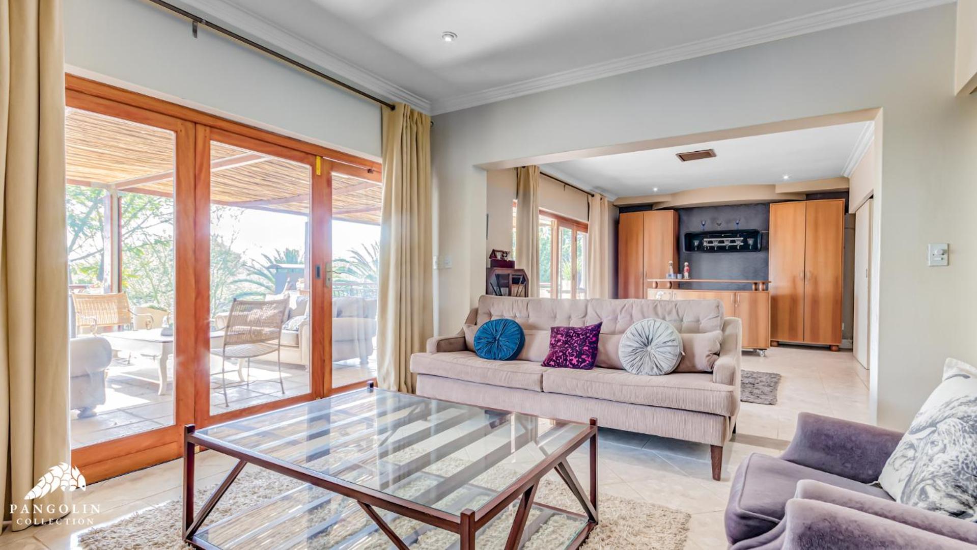 House Sunbeam, Guesthouse with breakfast and Self-catering cottage