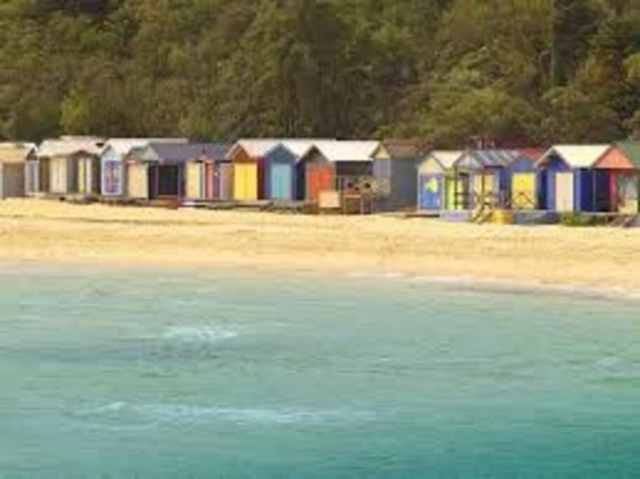 Blairgowrie Beach Townhouse Opposite the beach!