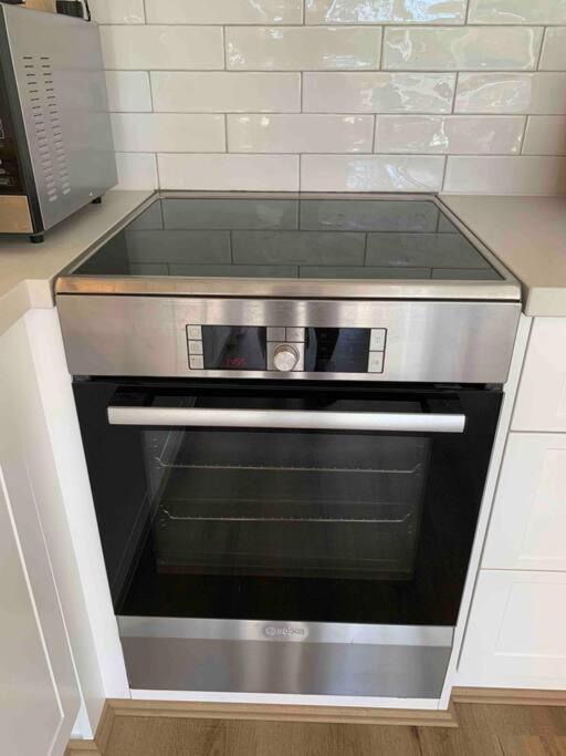 Blairgowrie Beach Townhouse Opposite the beach!