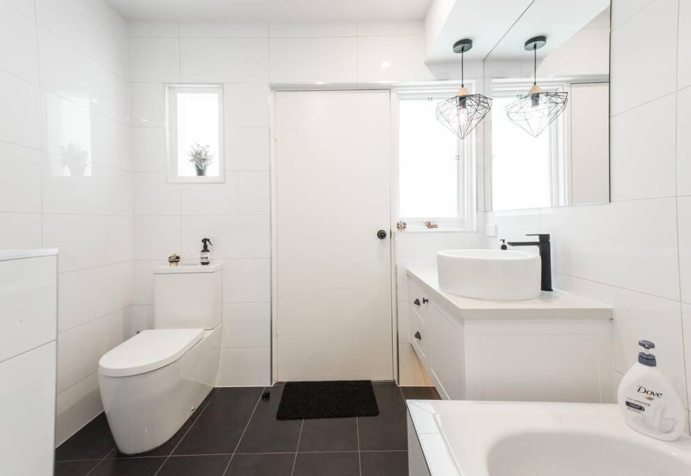 Blairgowrie Beach Townhouse Opposite the beach!
