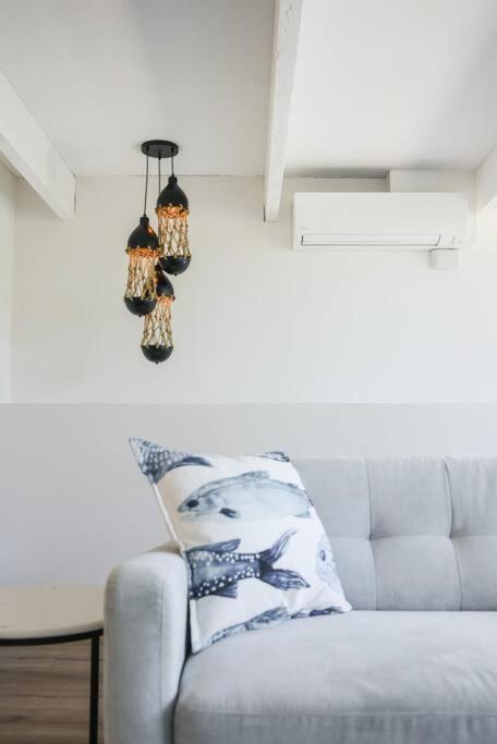Blairgowrie Beach Townhouse Opposite the beach!