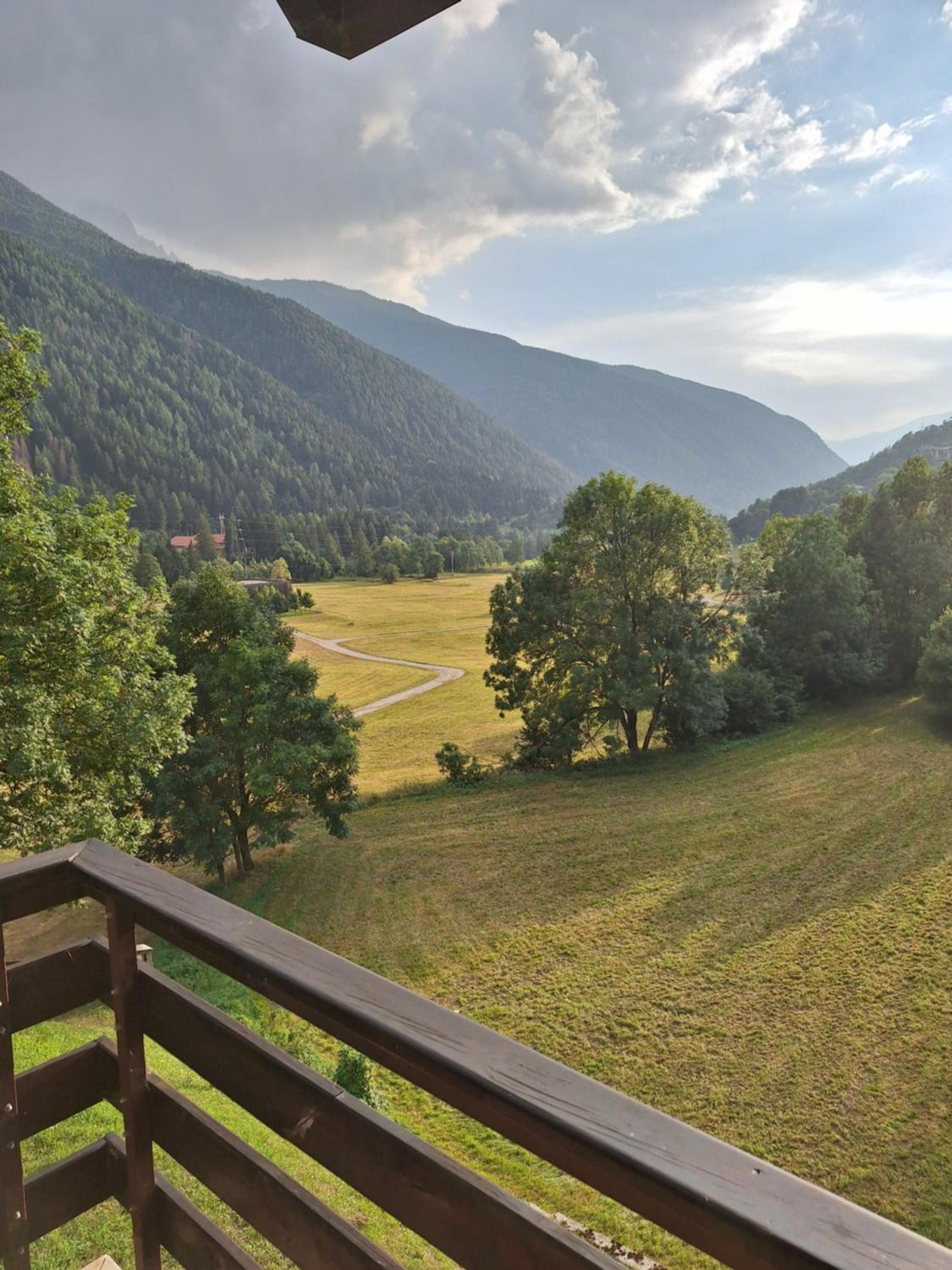 Grande casa di famiglia view 3