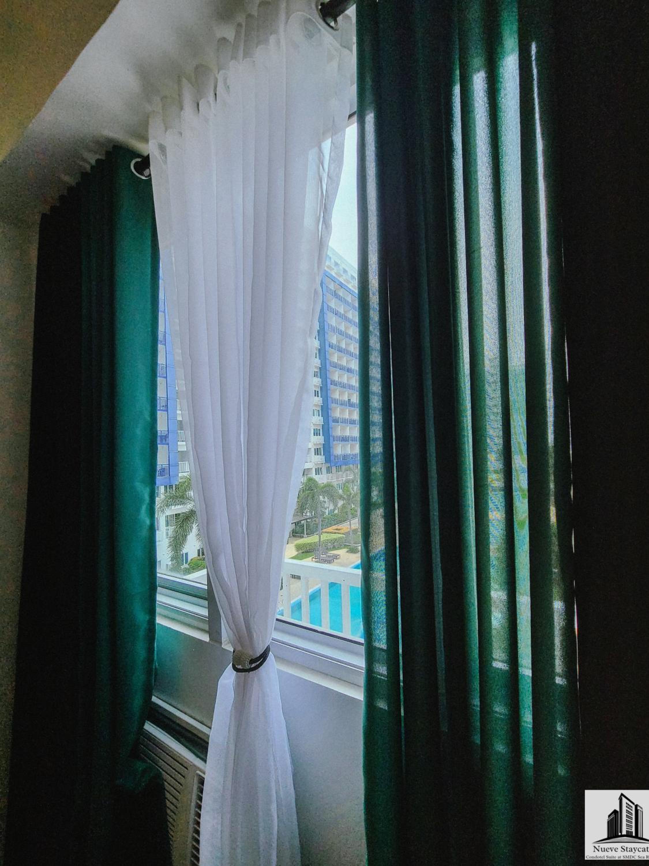 Nueve Staycation