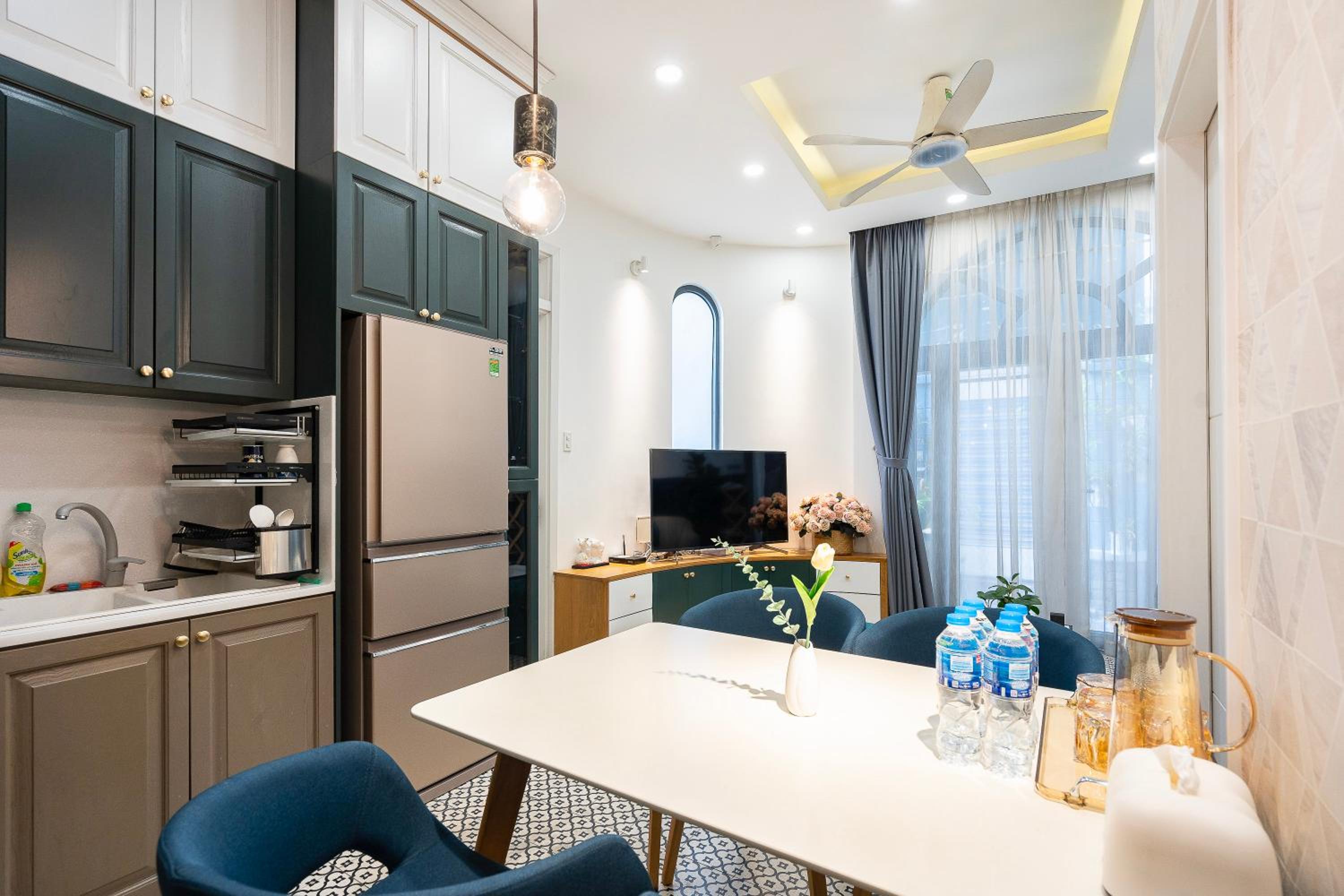 Entire 3BR House in Ho Chi Minh City, D1