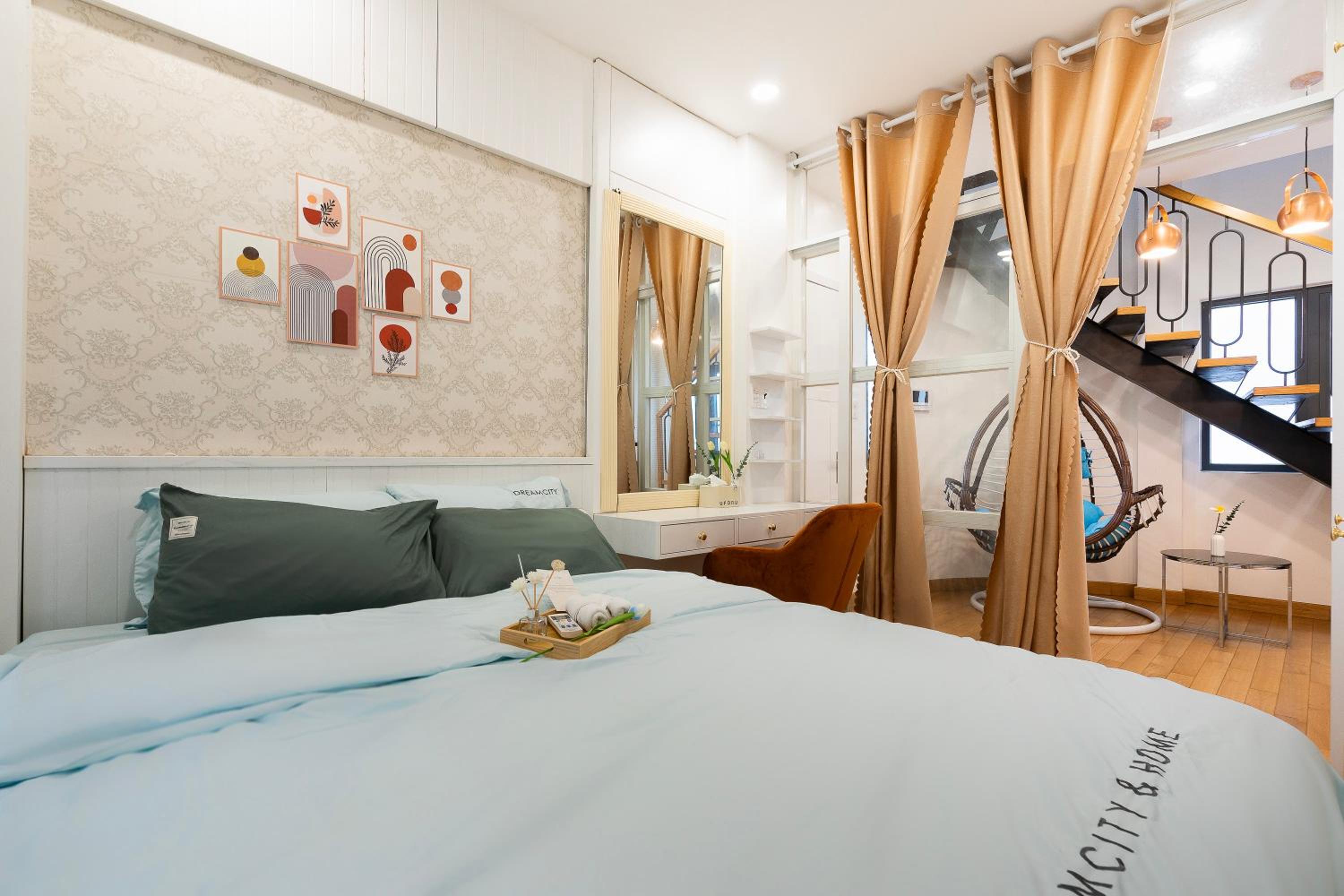 Entire 3BR House in Ho Chi Minh City, D1