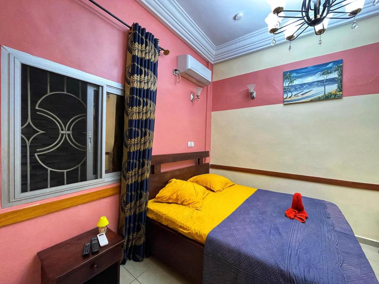 Chambre meublée Biyem Assi TKC