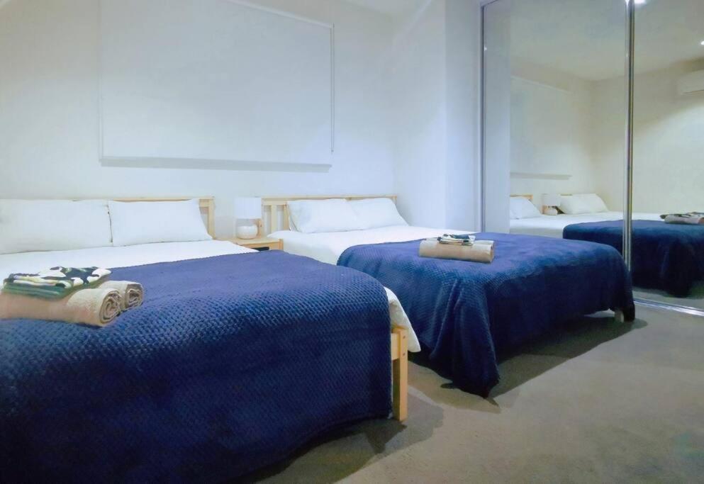 Melbourne Airport Area 3Bedroom House Strathmore Heights