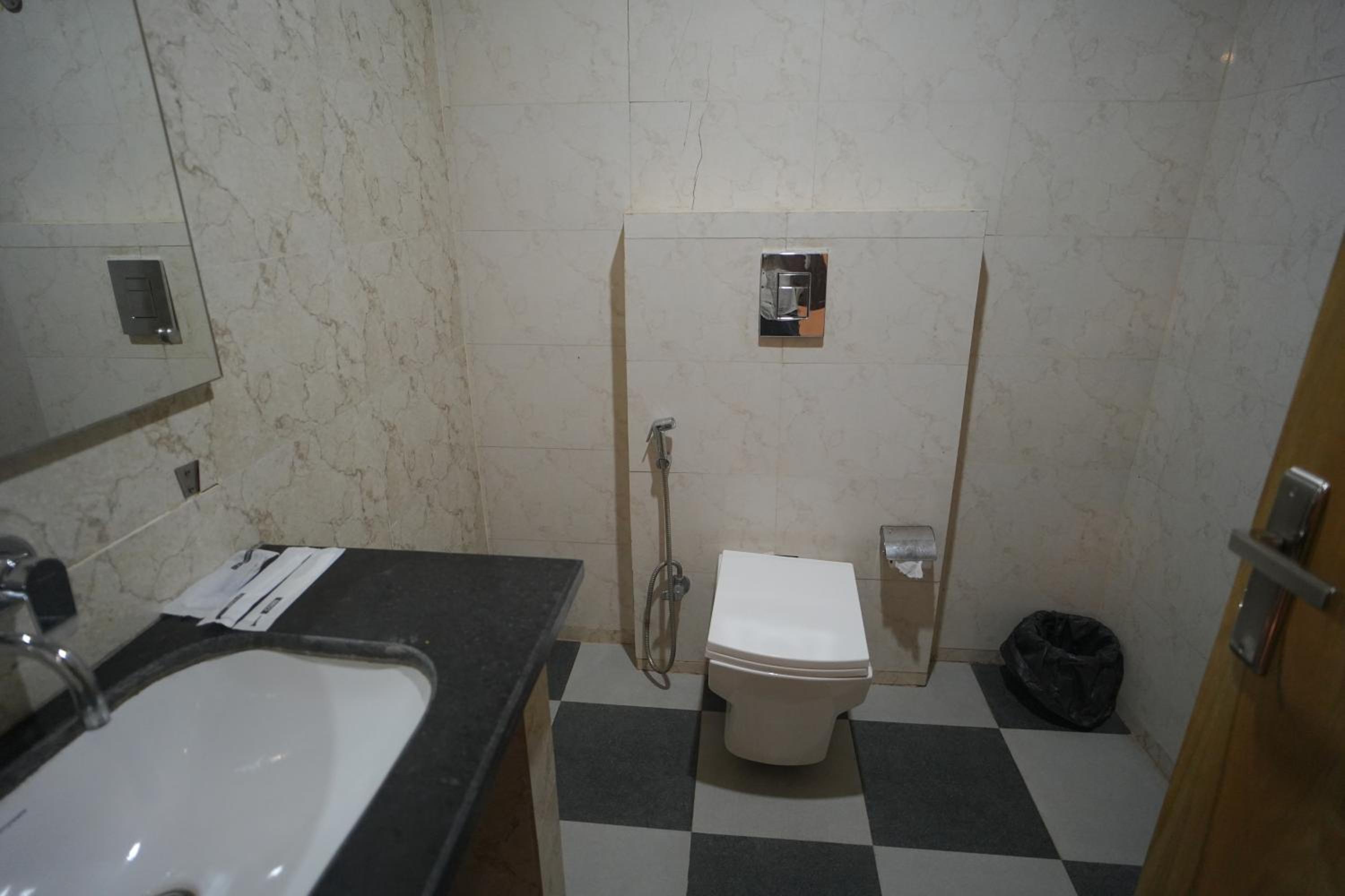Photo 32