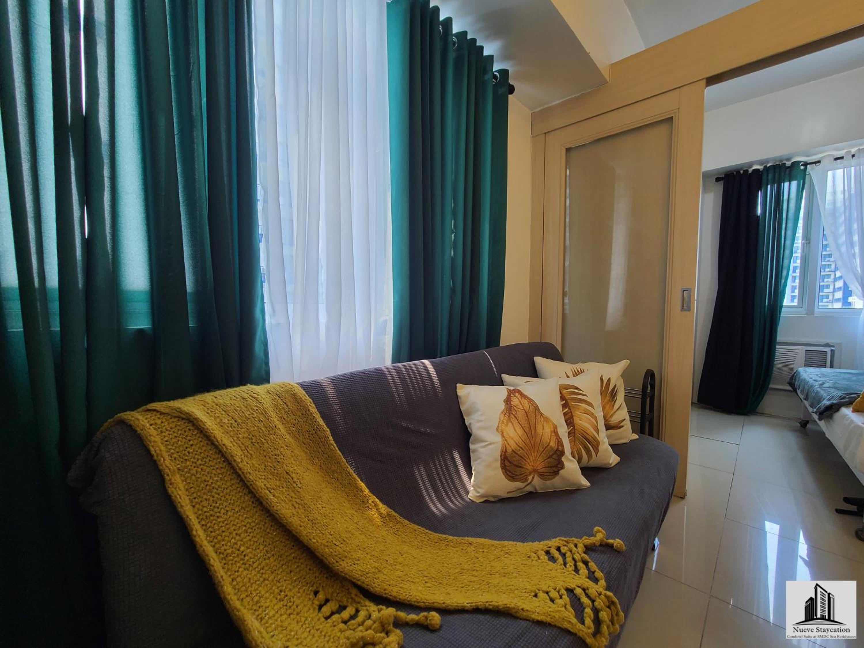 Nueve Staycation