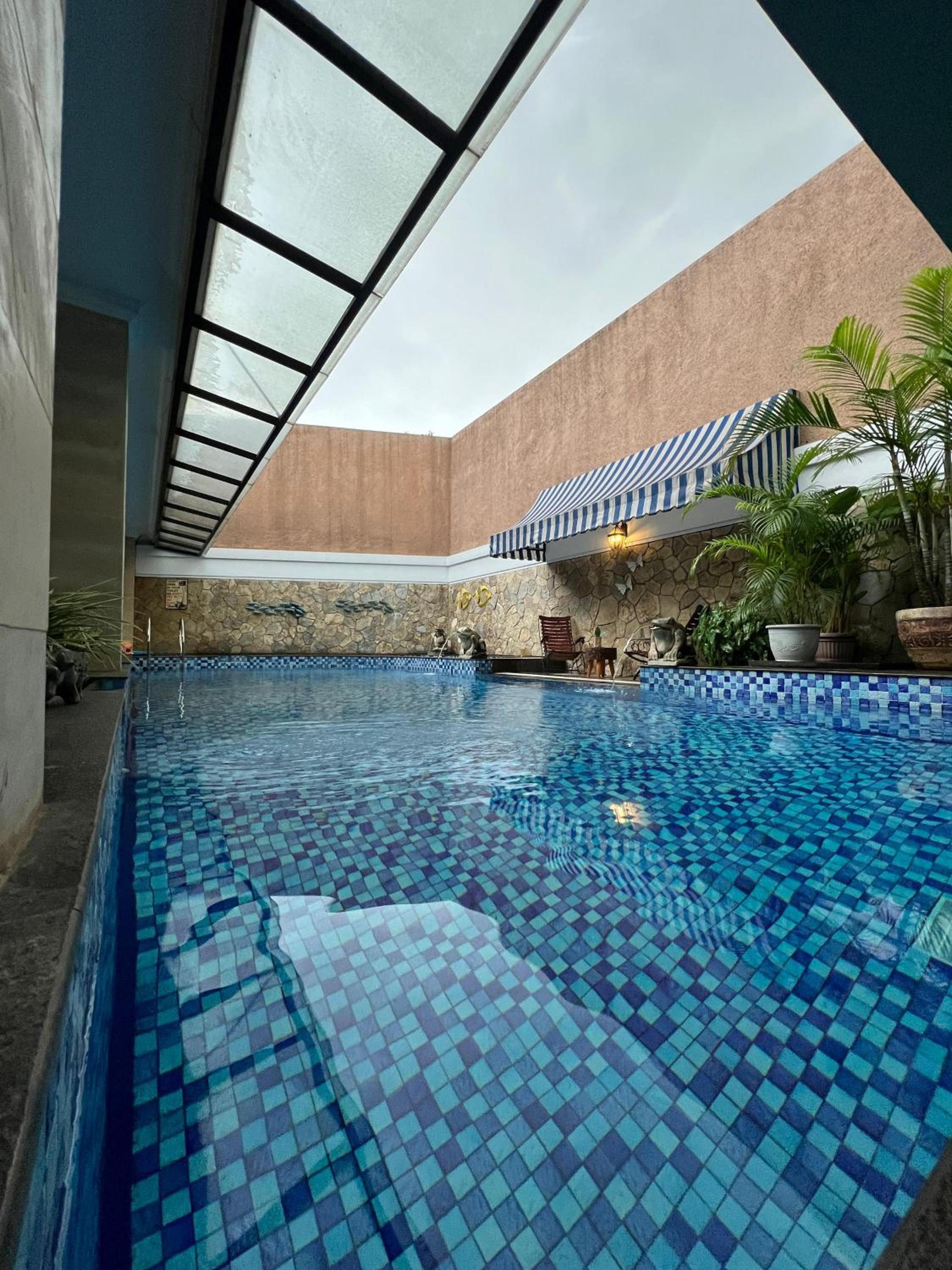 Ndalem Bu Fit Villa