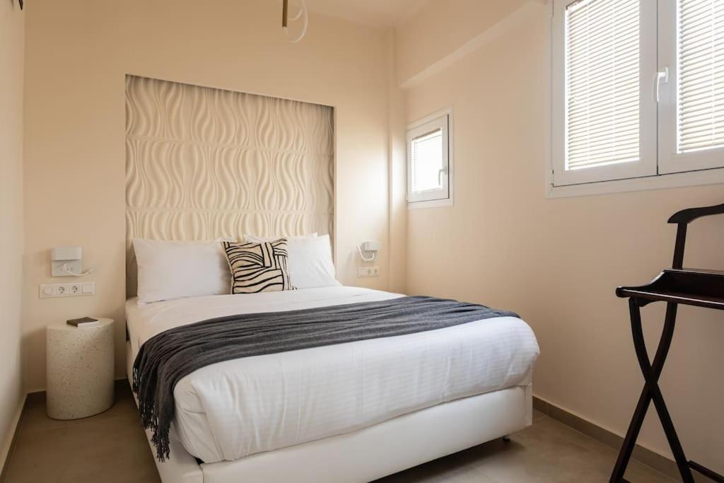 Neoclassical 2BR Retreat with Acropolis View by UPSTREET photo 2