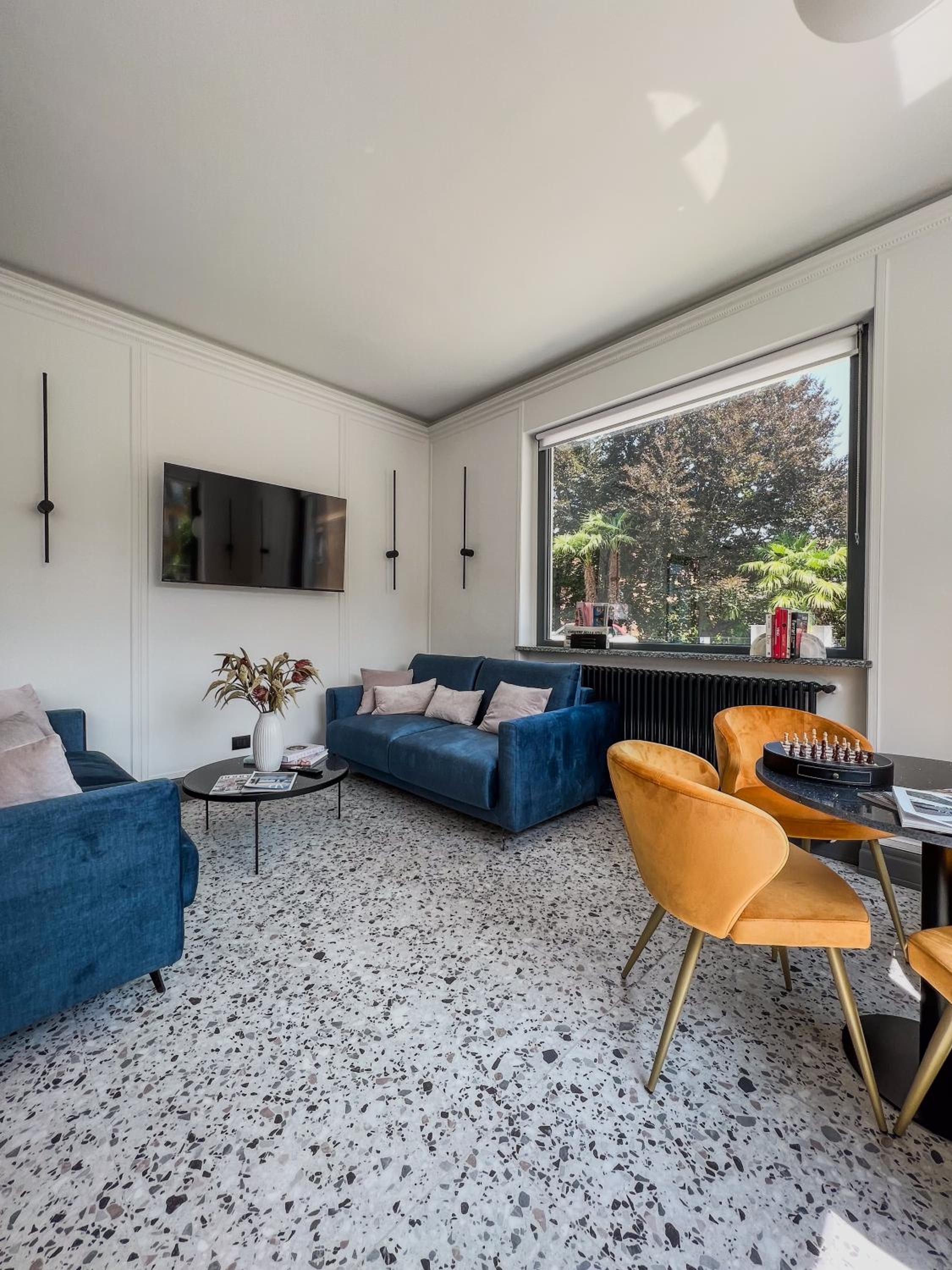 Elvezia Boutique photo 2