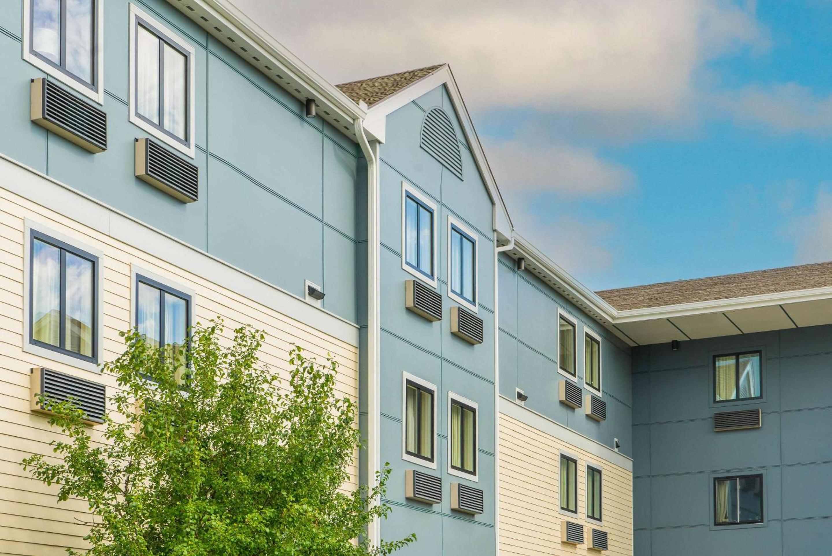 Rutland Vacations - Comfort Inn Rutland - Killington - Property Image 4