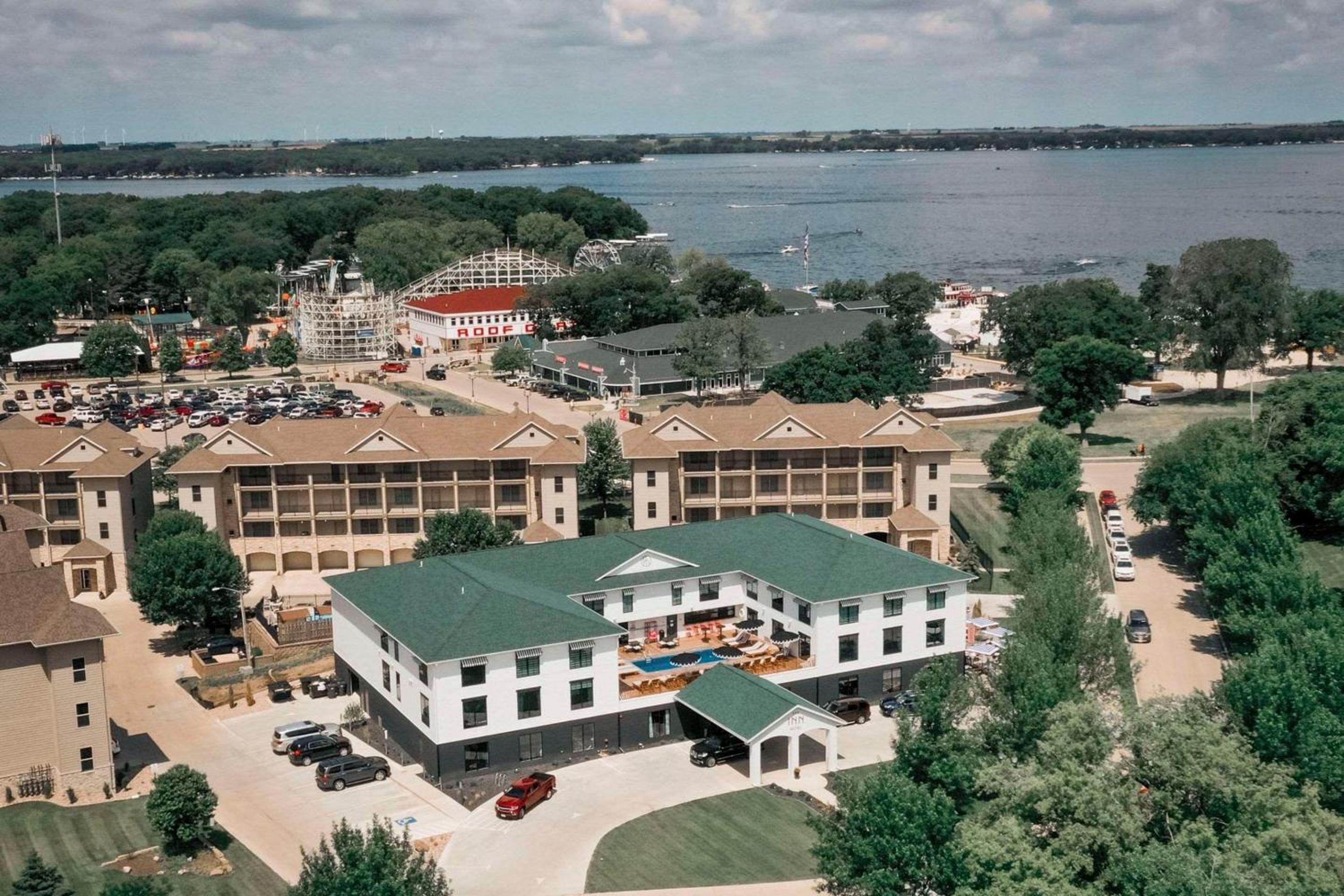 The Inn Hotel Lake Okoboji, an Ascend Collection Hotel view 3