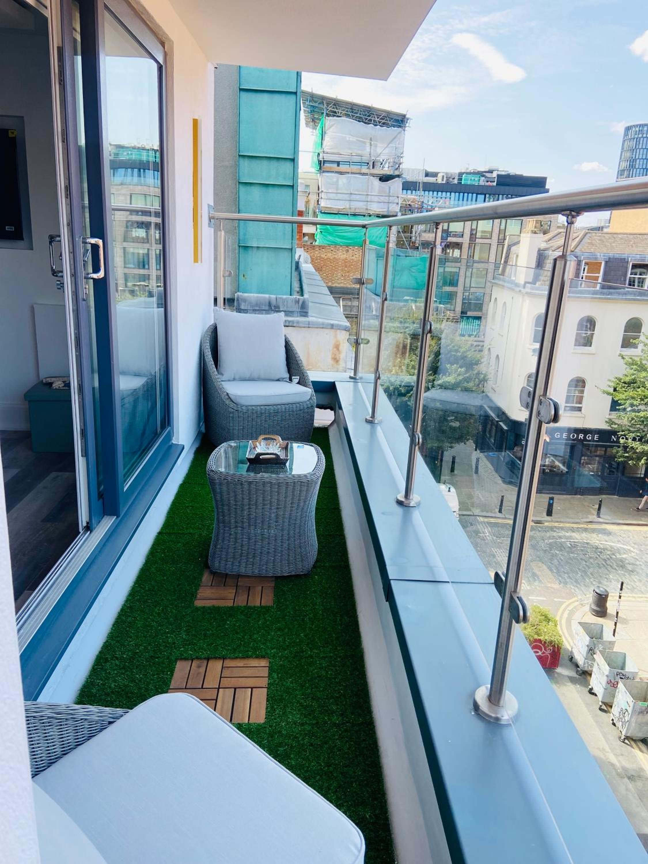 LUXURY Shoreditch PENTHOUSE!