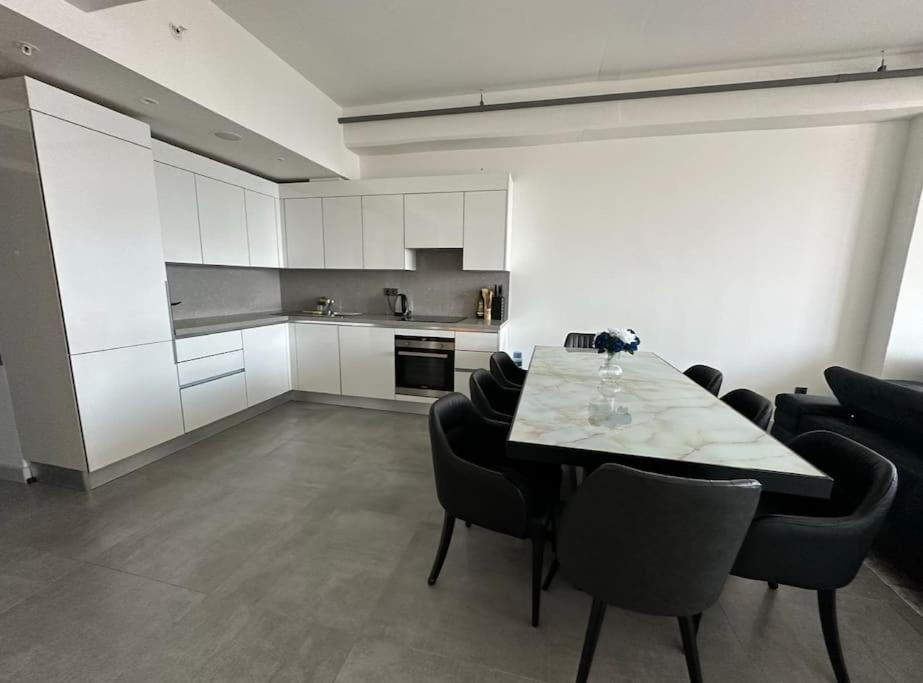 Luxury 46 floor penthouse 41