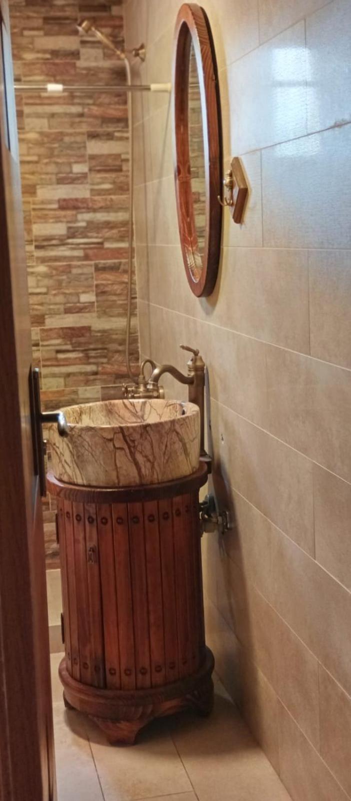 Rokwood faraya