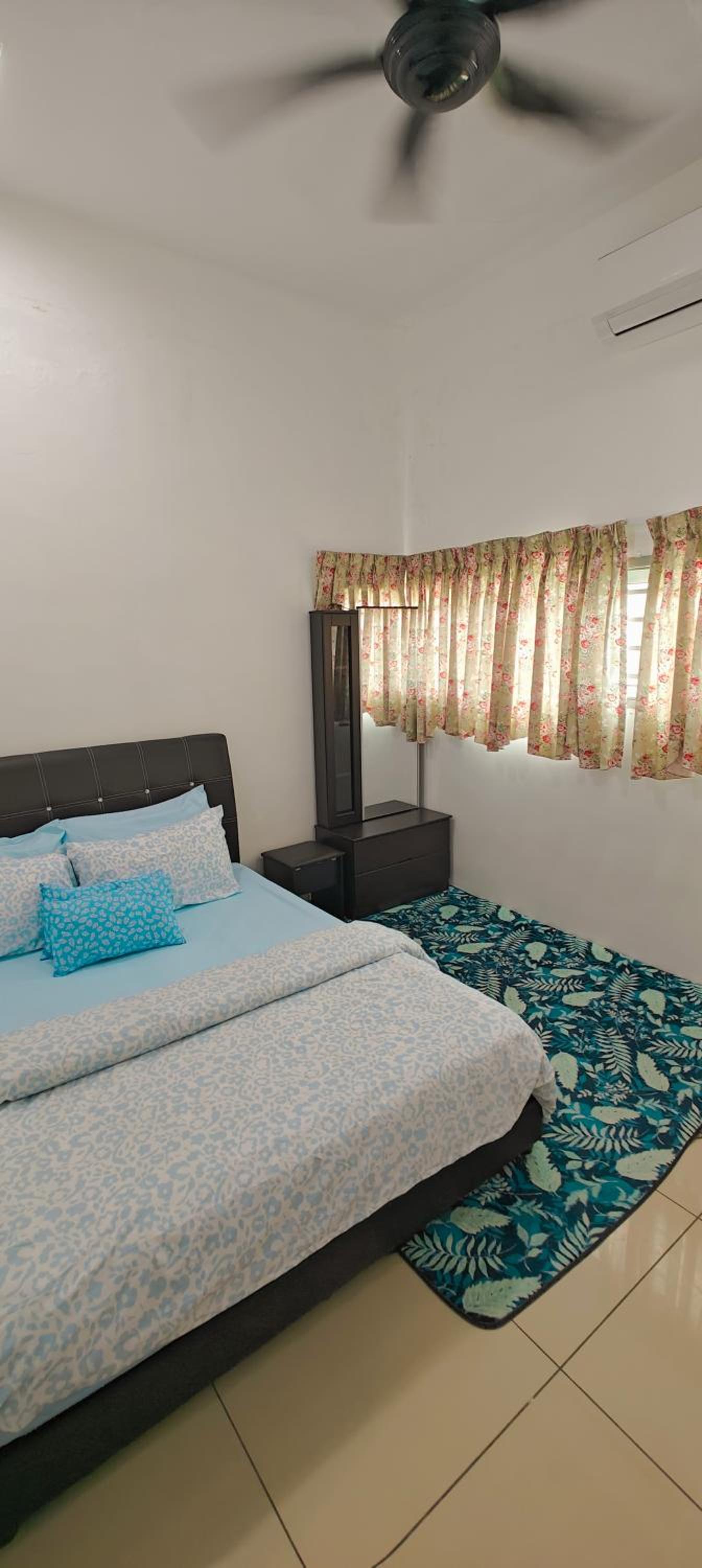 Tuah Homestay Fully Aircond Wifi Netflix M0slim Only