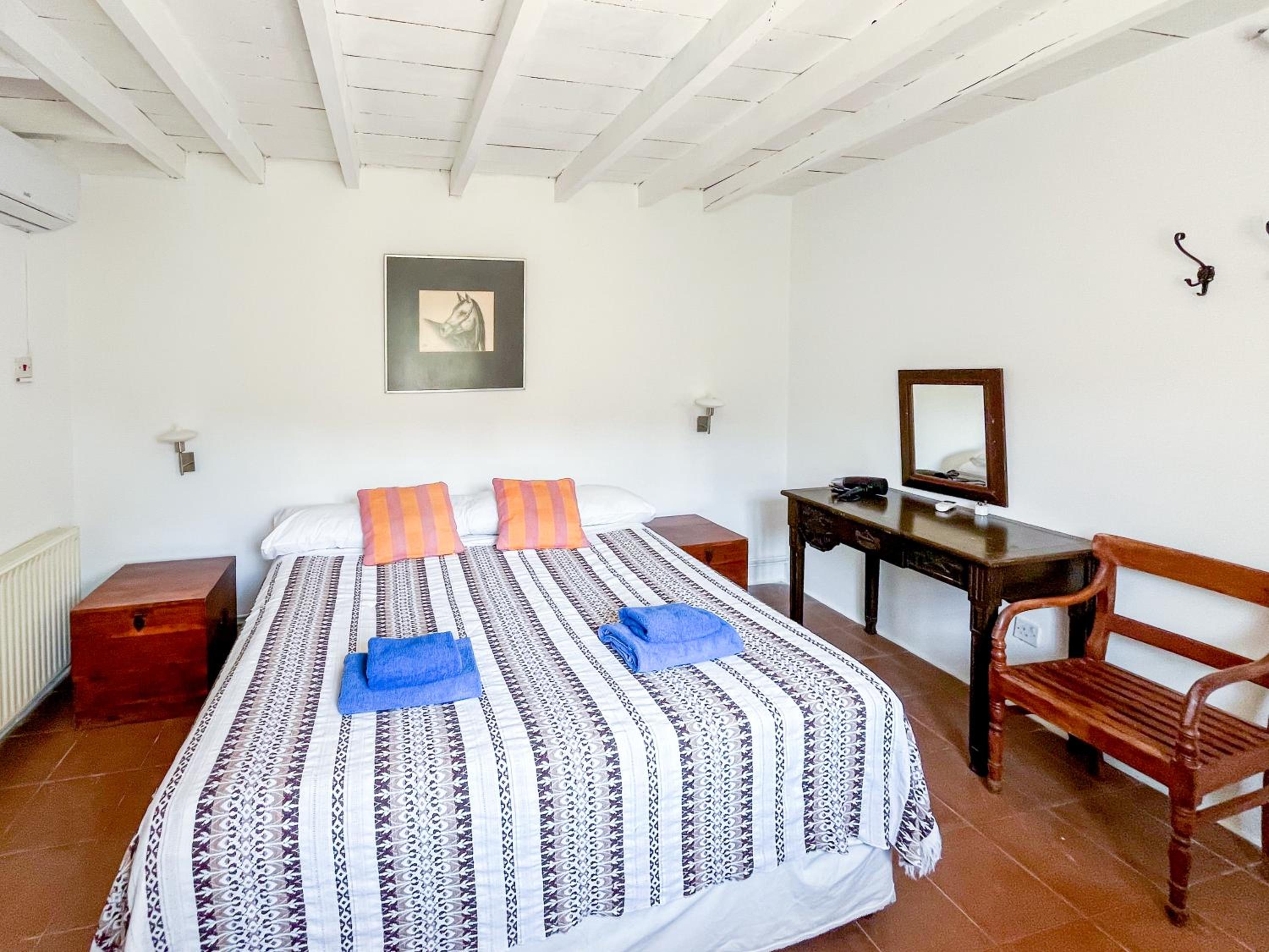 Cyprus Villages - Hotel & Restaurant - Central Location - Bed & Breakfast With Access To Pool And Stunning Views