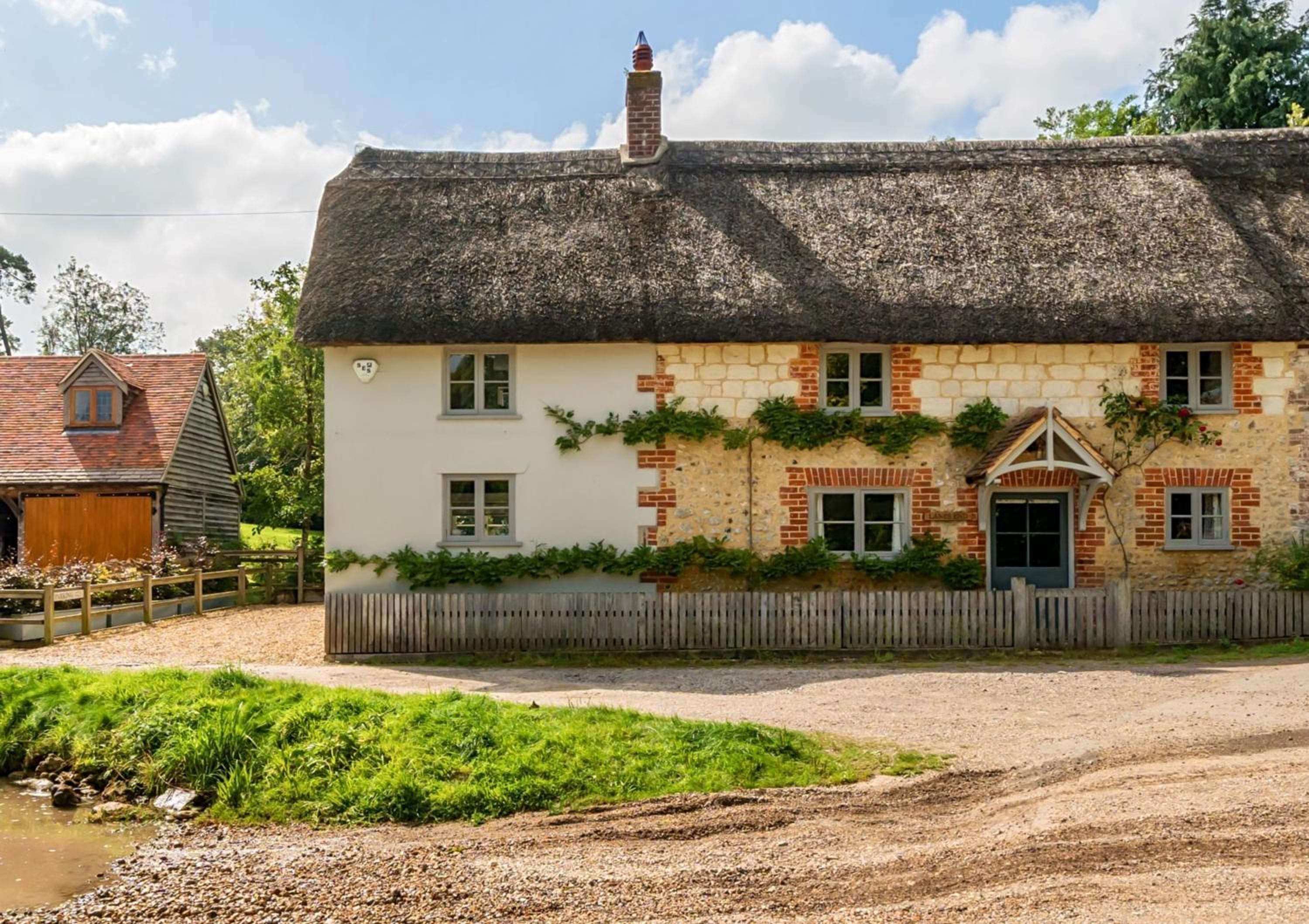 Lanes End Cottage view 4