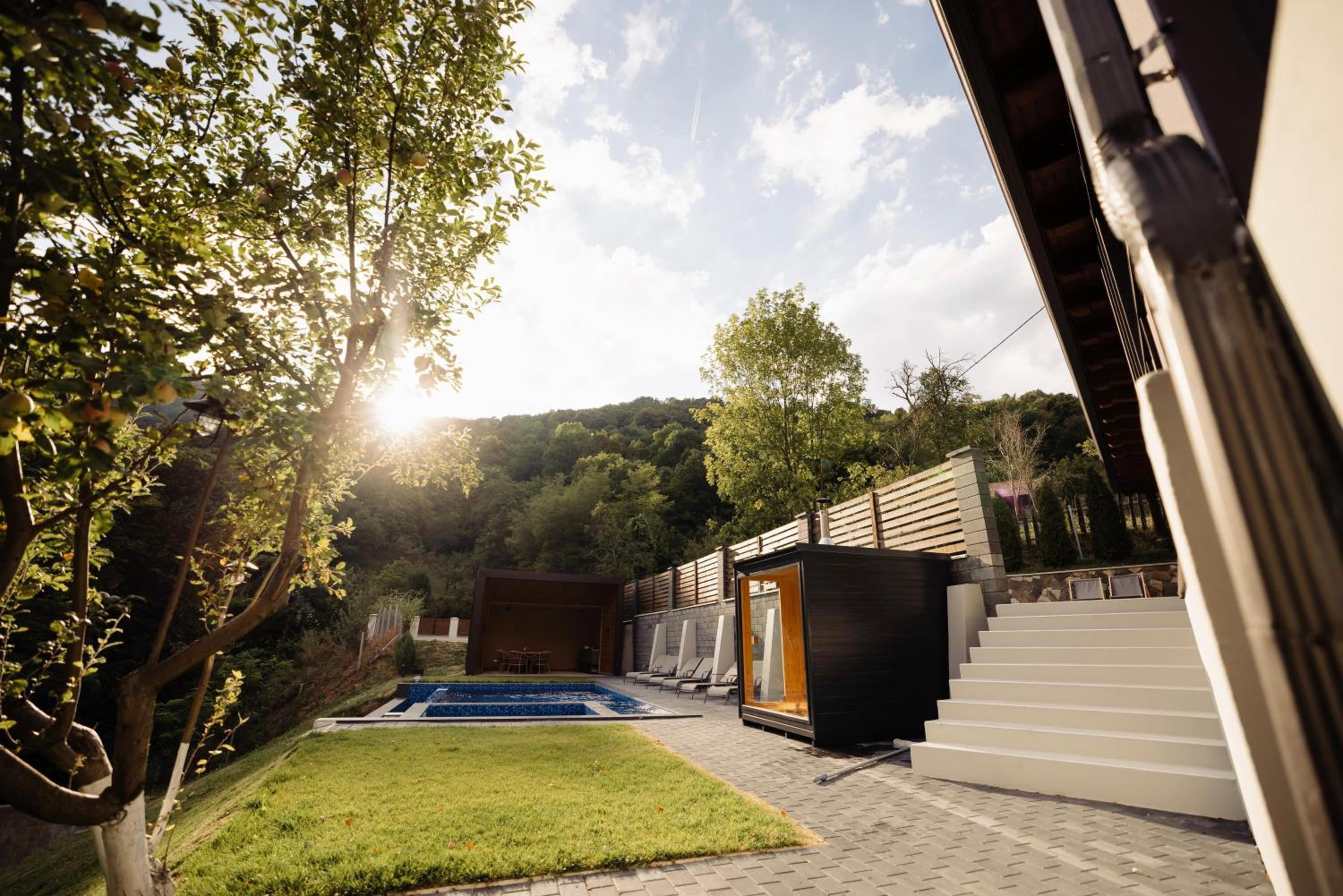 Panoramic Chalet Transalpina