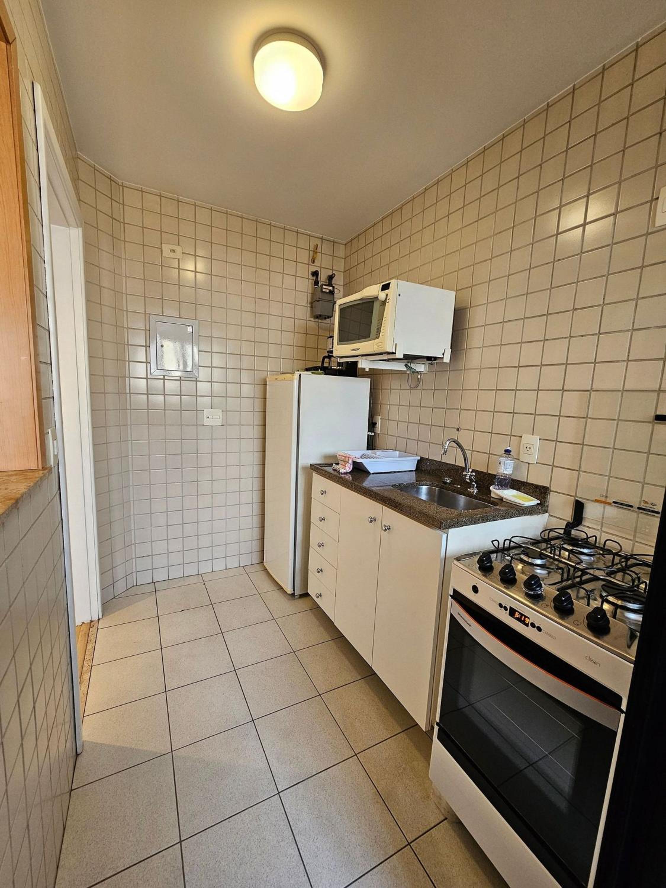 Flat Là Maison DStan com quarto e sala cozinha uh105