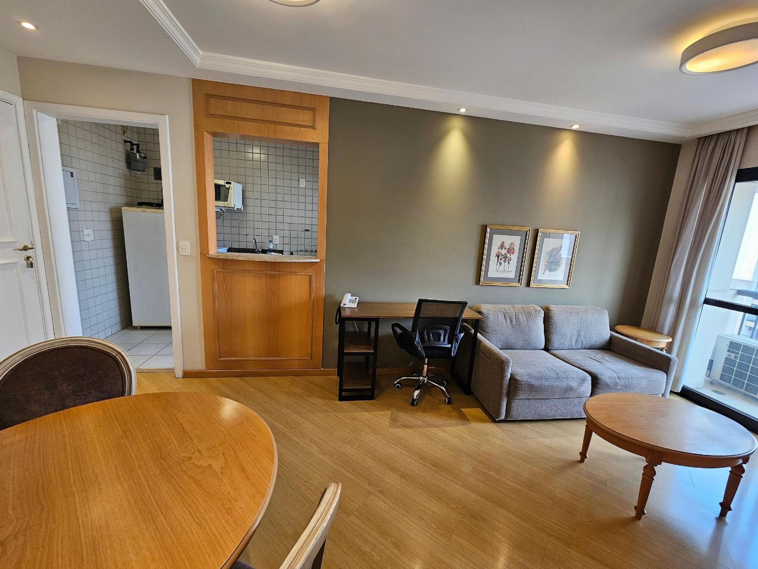Flat Là Maison DStan com quarto e sala cozinha uh105