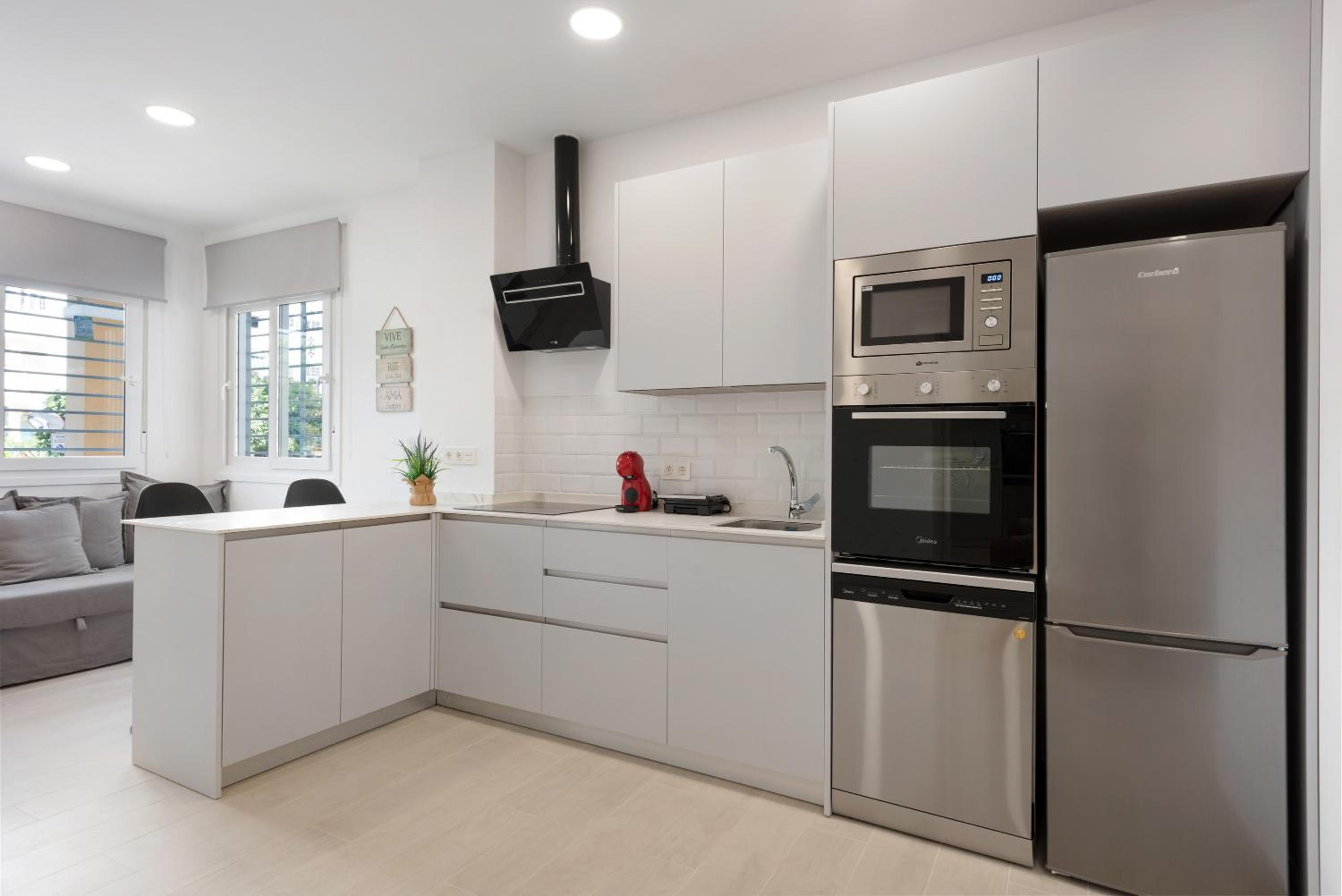 Apartamentos Sealmar Moliere