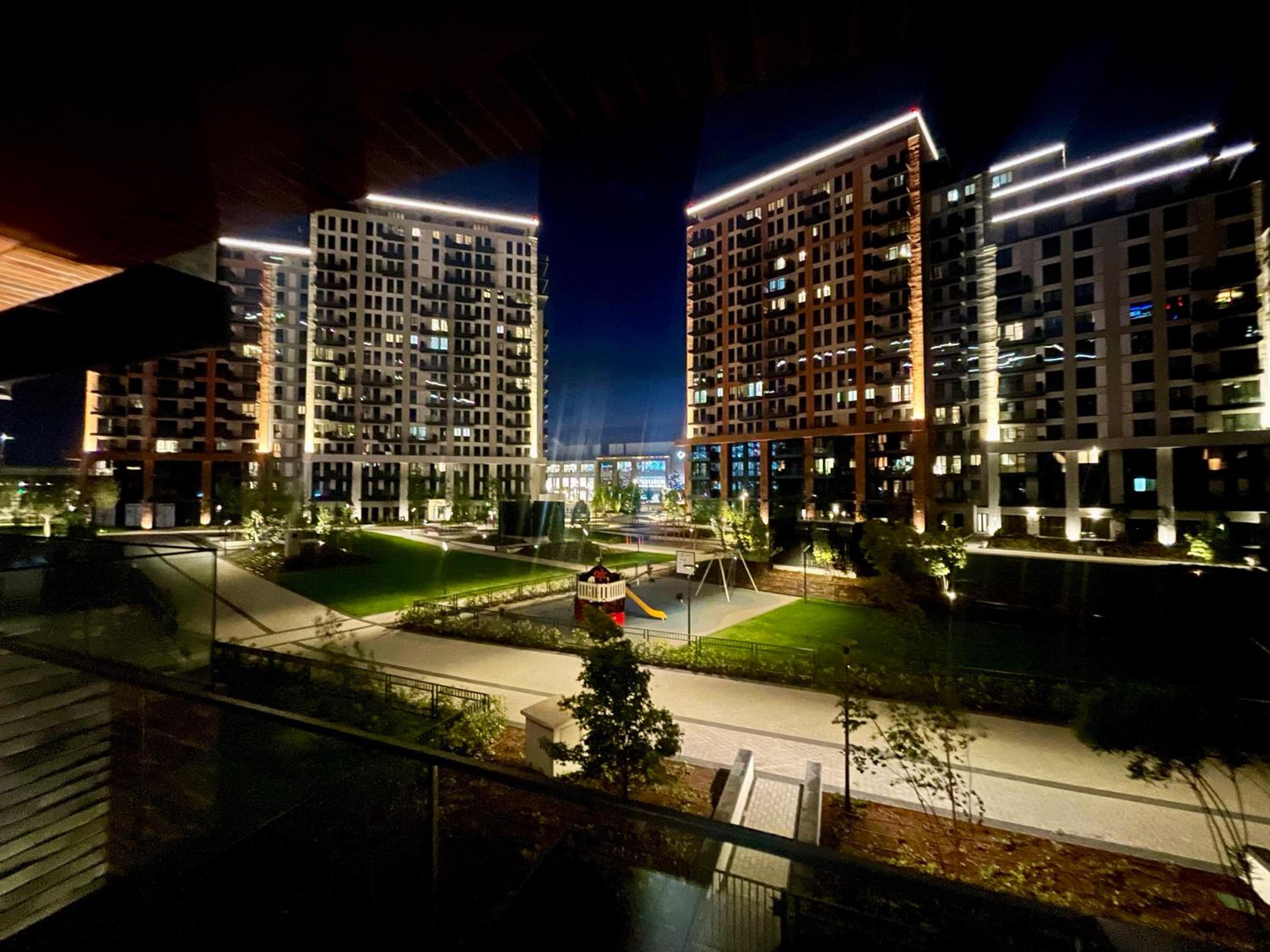 Moonlight House-Lux 1BR Oasis view 3