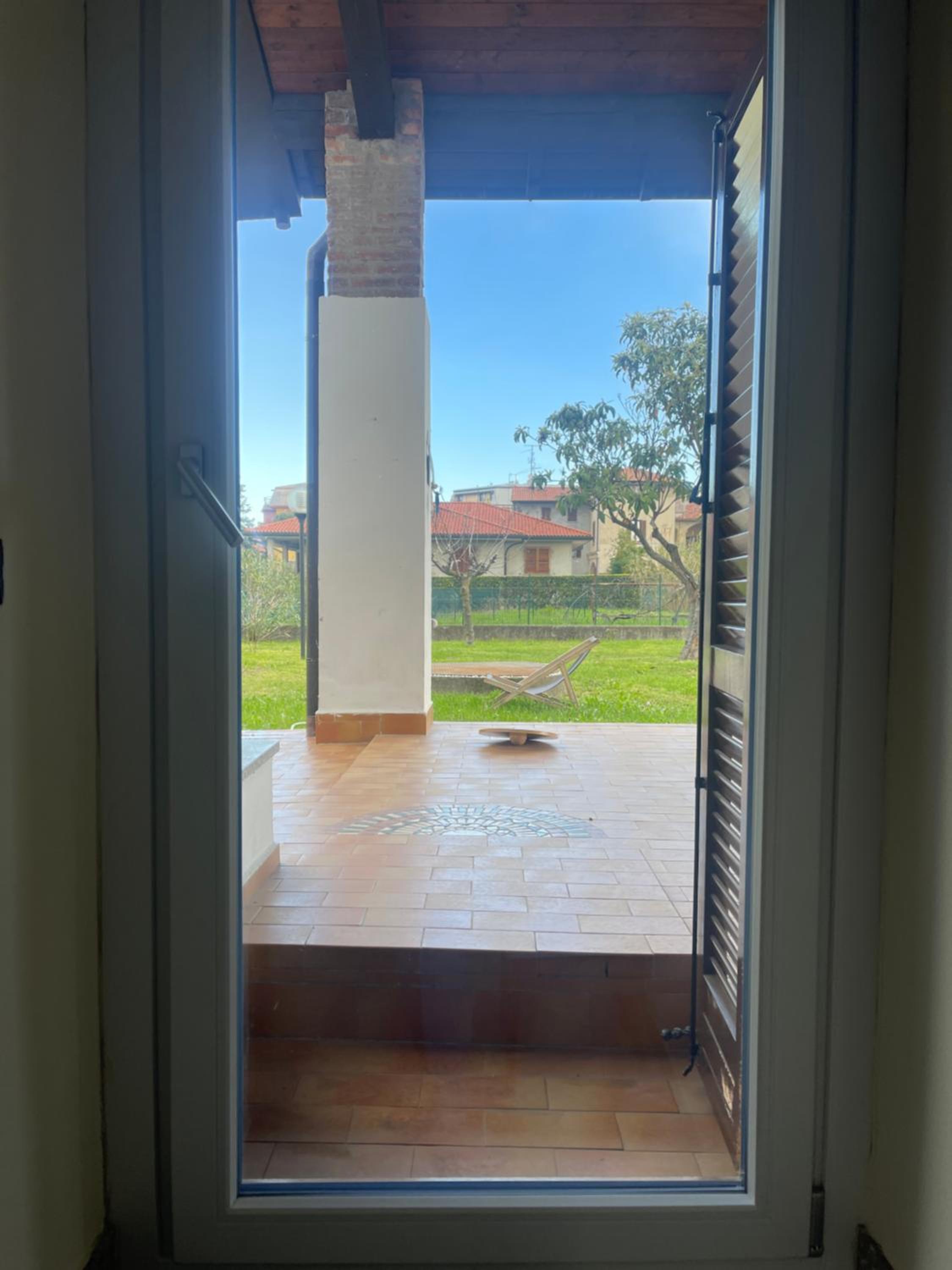 J House view 3