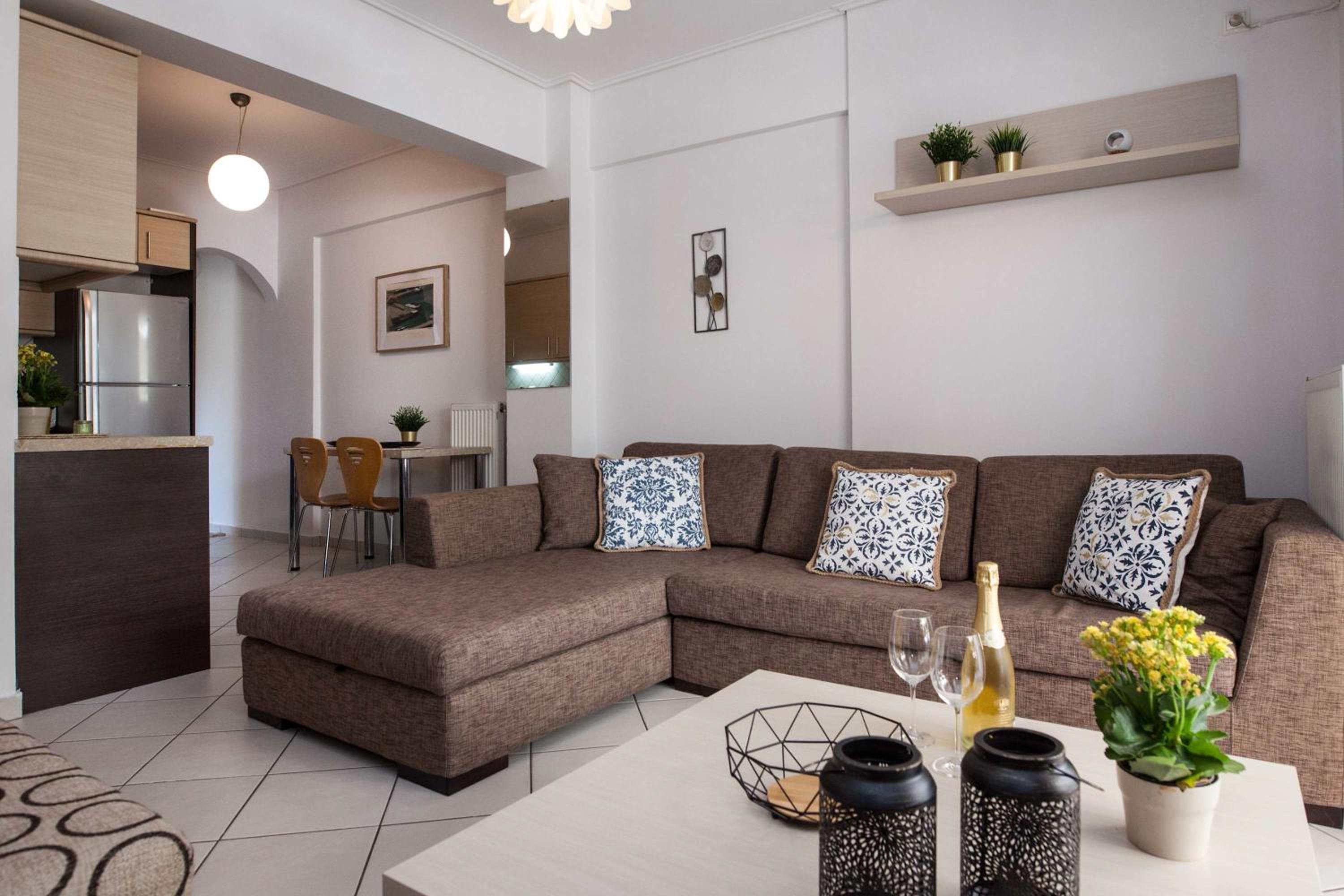 Bright 1 Bd Apt in Ampelokipoi with Balcony
